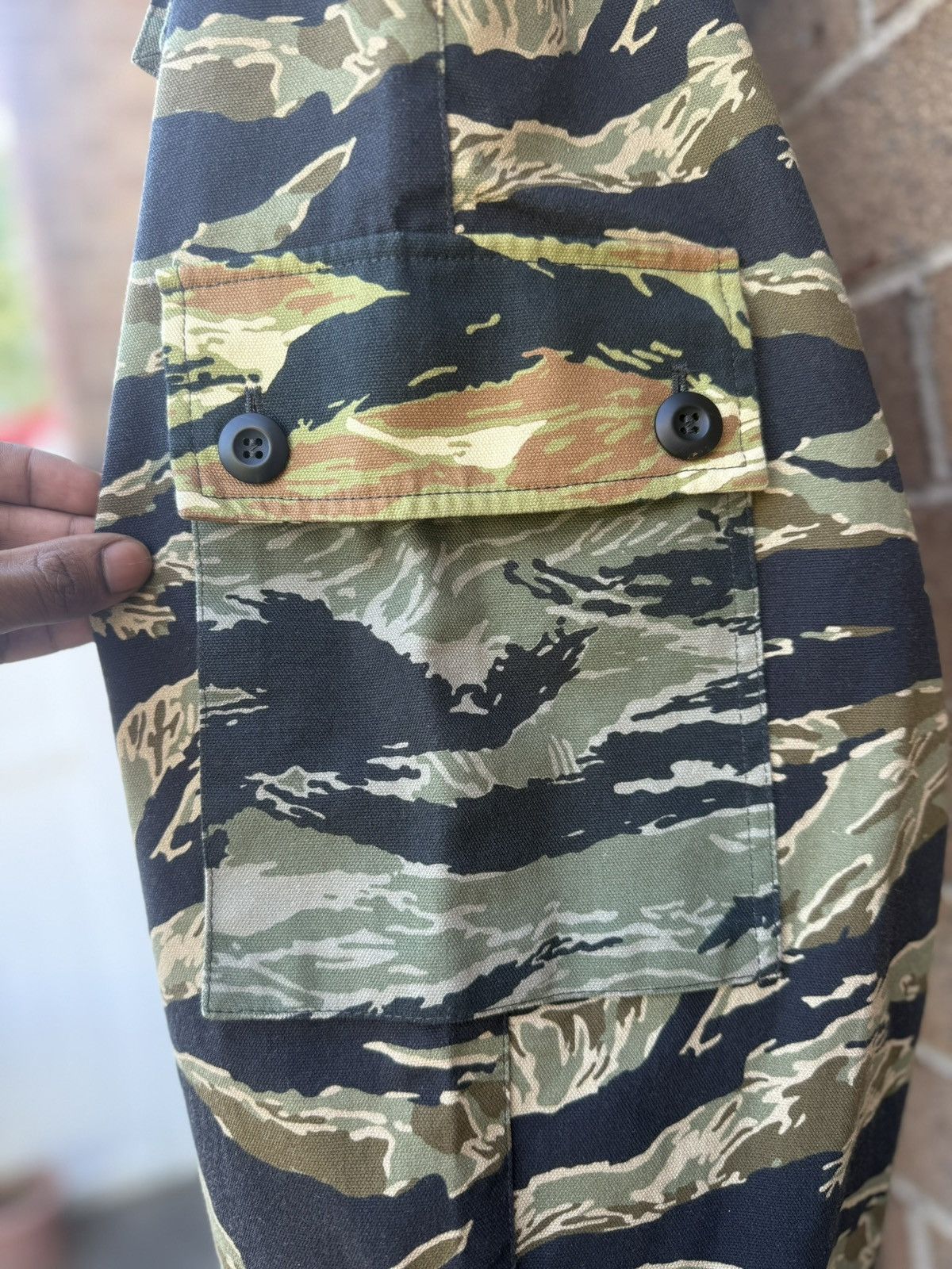 Givenchy Givenchy Tiger Camo Cargo Pants Size US 36 / EU 52 - 7 Thumbnail