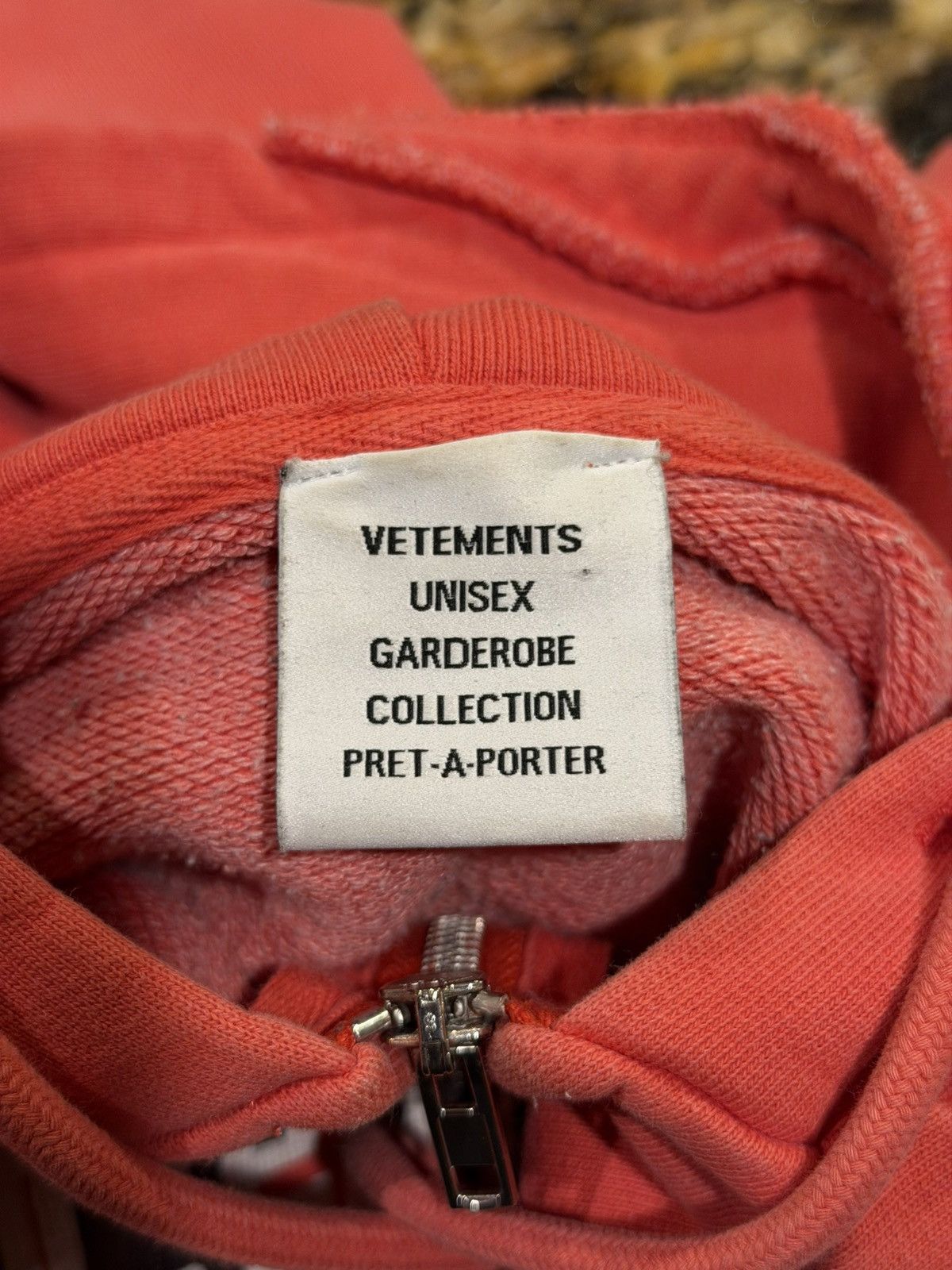 Vetements Vetements Reconstructed Fan Yes I Am Print Red Zip Up Hoodie Size US S / EU 44-46 / 1 - 15 Thumbnail