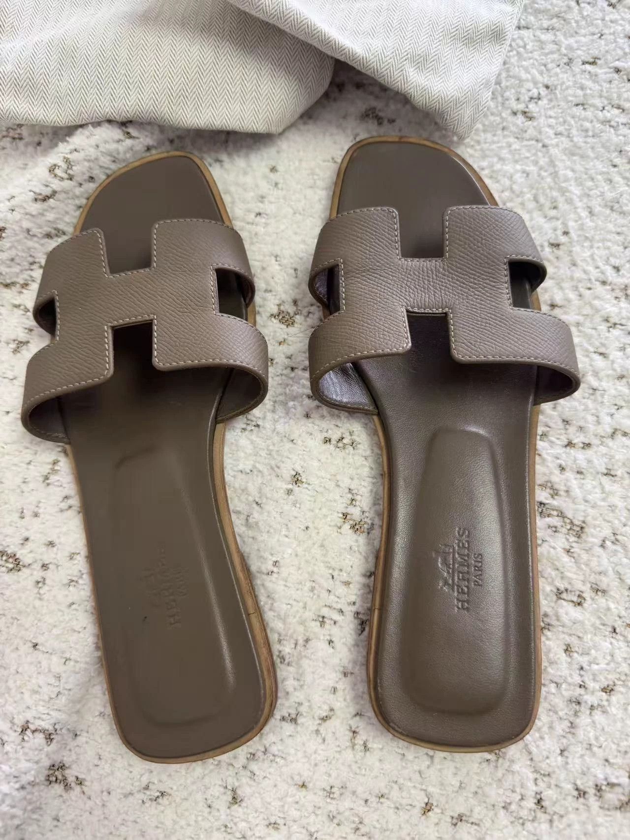 Hermes Hermès Elephant Grey Slippers 37.5 Resoled Size US 7 / IT 37 - 2 Thumbnail