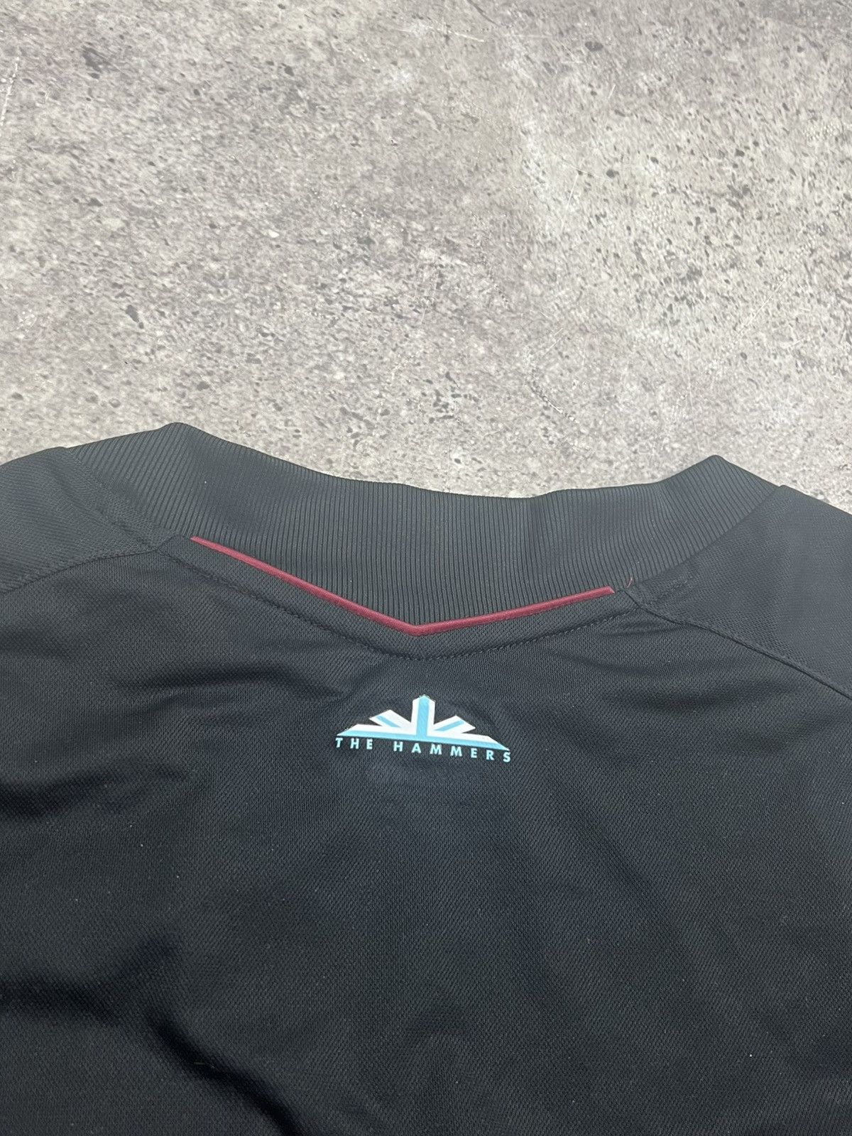 Umbro UMBRO FC WEST HAM UNITED SOCCER JERSEY FOOTBALL SHIRT Size US L / EU 52-54 / 3 - 8 Thumbnail