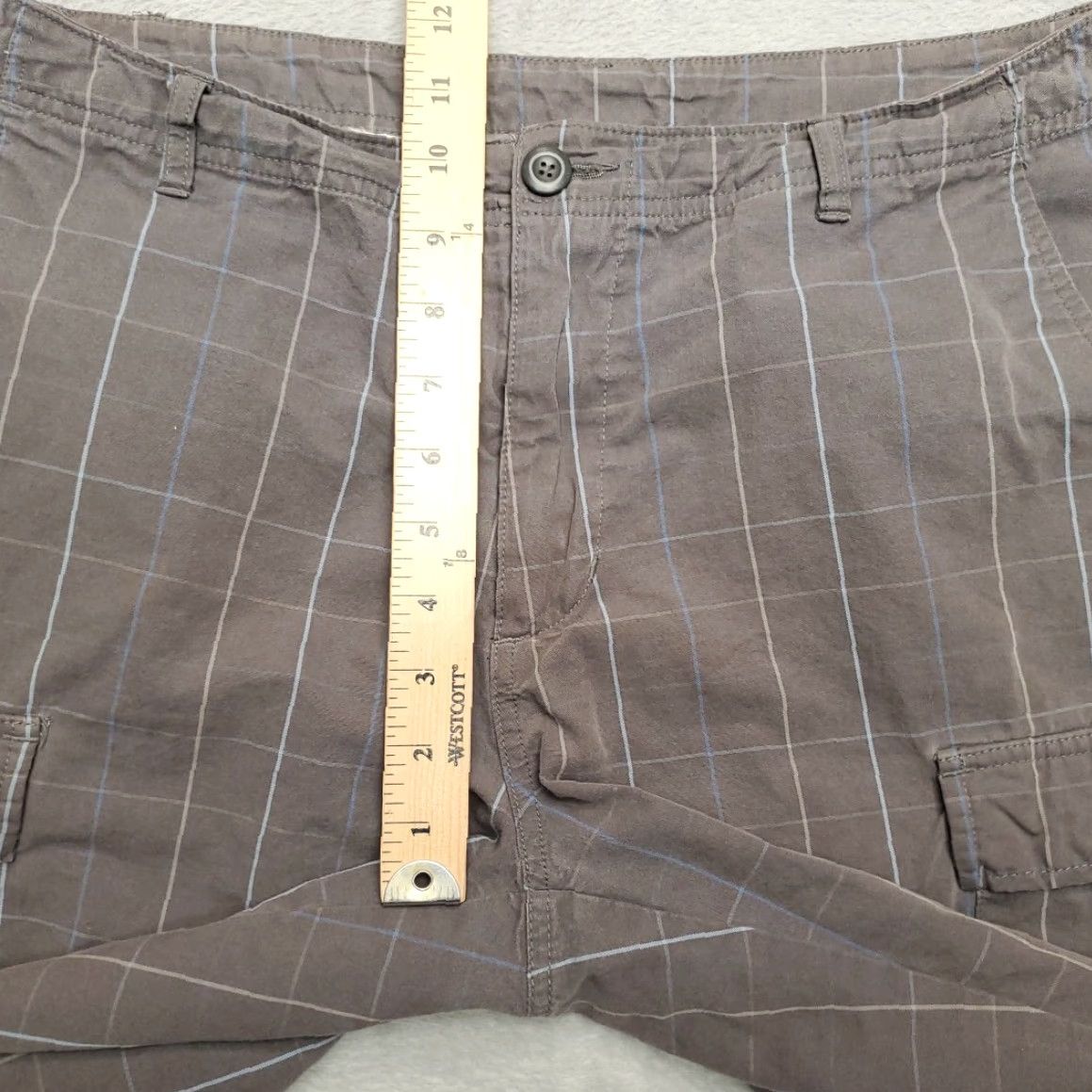 Patagonia Patagonia Shorts Mens 34 Gray Blue Window Pane Plaid Lightweight Outdoors Gorp Bermuda Regular Waist 34 Pockets Belt Loops Cotton Casual Mens Size US 34 / EU 50 - 7 Thumbnail