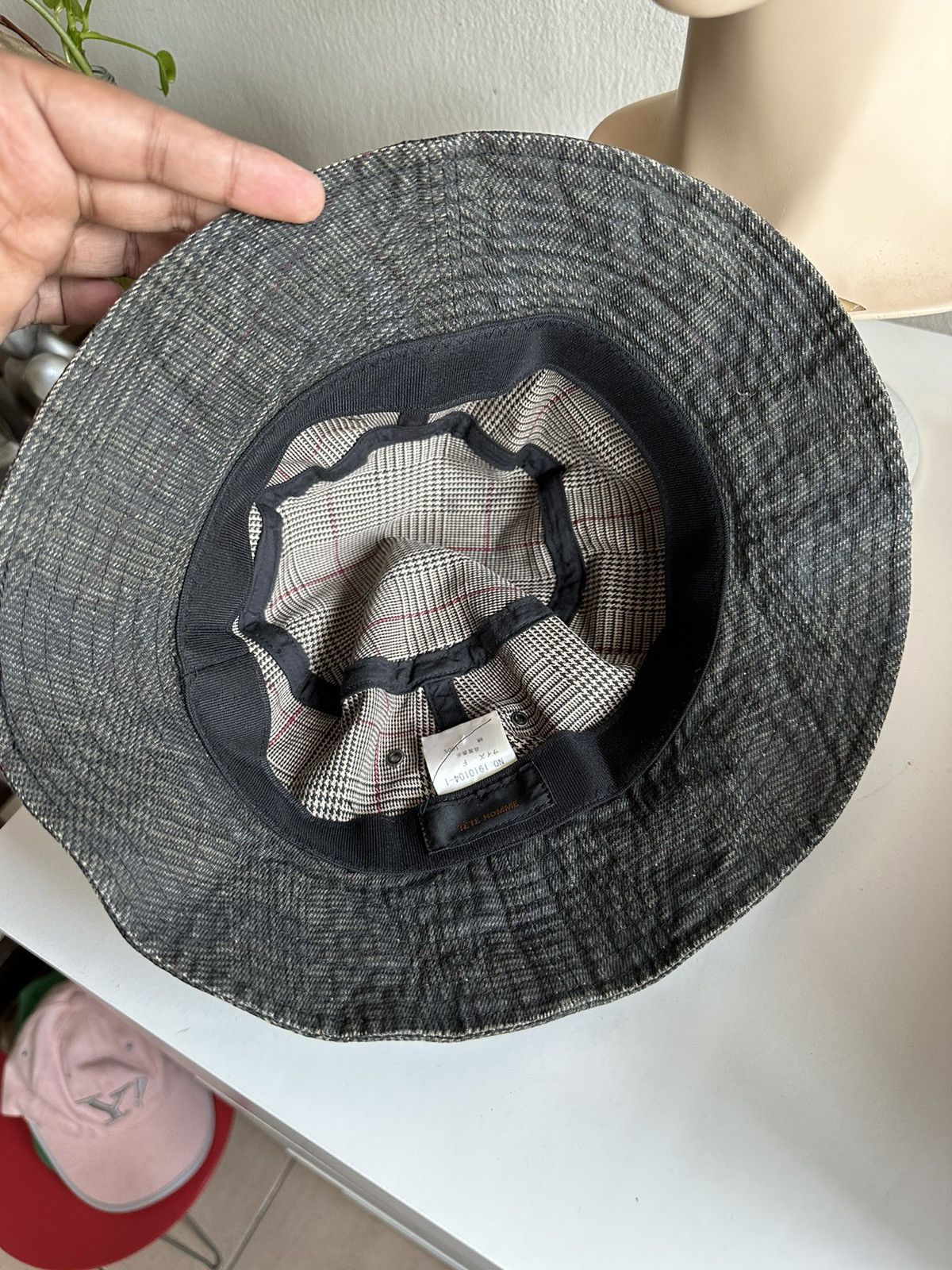Tete Homme 1990s Tete Homme Black Plaid Bucket Hat Size ONE SIZE - 6 Thumbnail