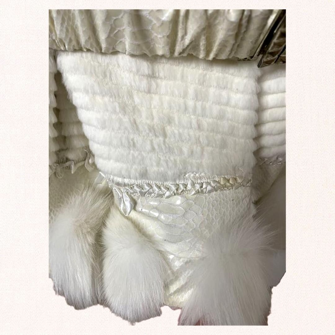 Designer white rabbit fur coat, collar is arctic fox sz S Size S / US 4 / IT 40 - 5 Thumbnail