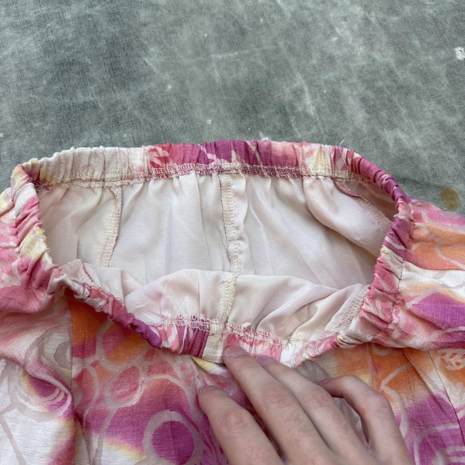 Vintage Vintage 90s Y2K Floral Semi Sheer Flared Ruffled Maxi Skirt Size 30" / US 8 / IT 44 - 5 Thumbnail