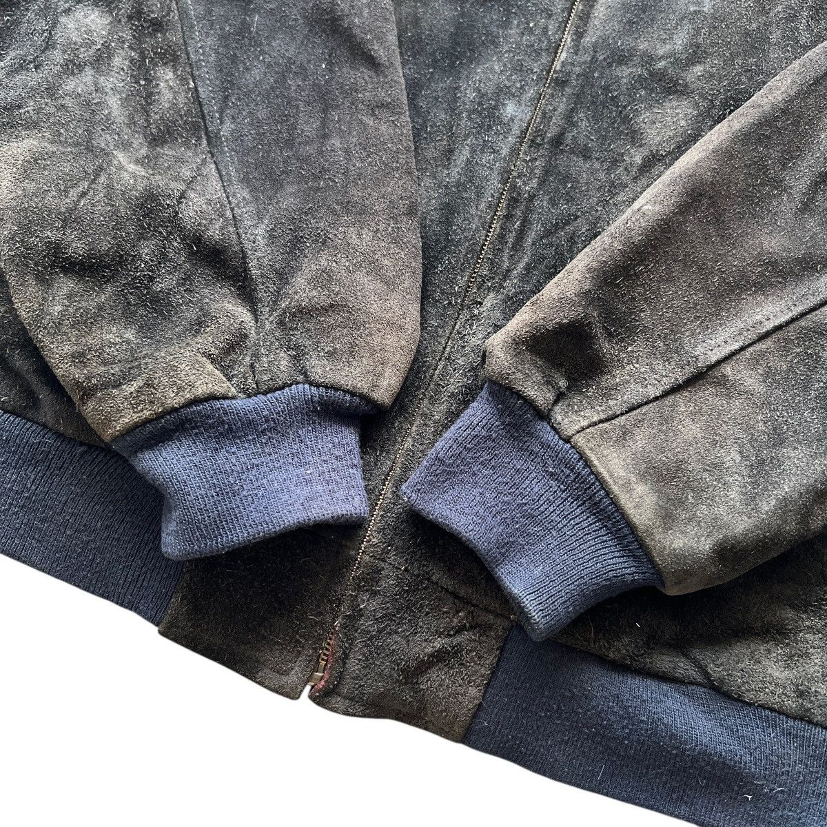 Sports Specialties 🔥 VINTAGE LUCKY STRIKE SUEDE COWHIDE BOMBER JACKET SIZE L Size US L / EU 52-54 / 3 - 11 Thumbnail
