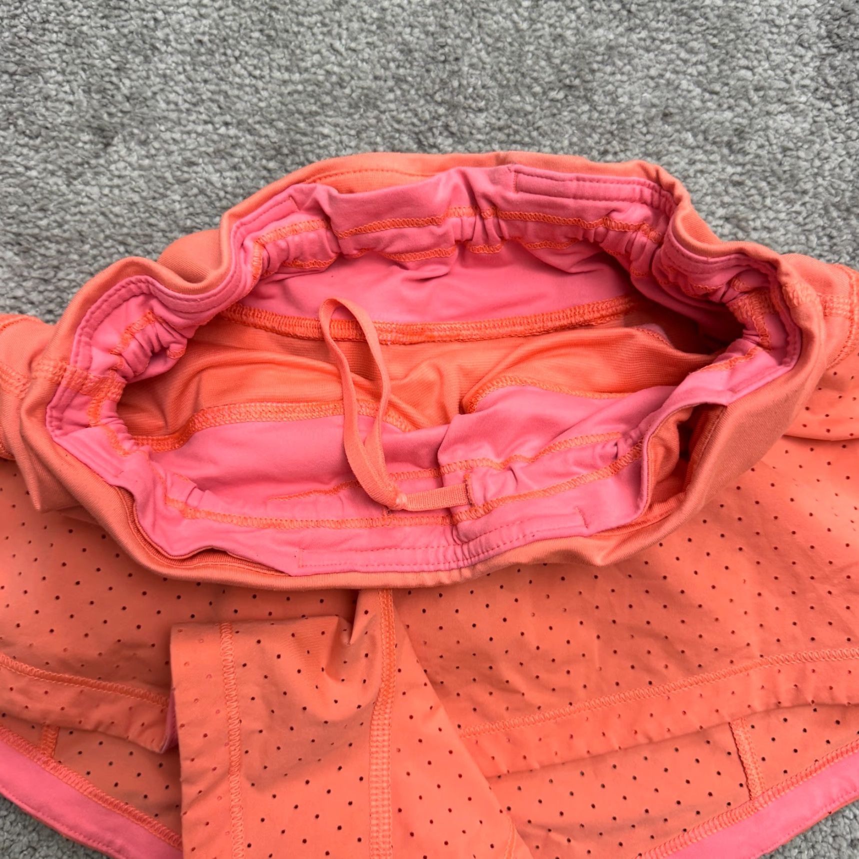 Lululemon Lululemon Hotty Hot Shorts 4 Orange Perforated Athletic Active Run Running Women Size 27" / US 4 / IT 40 - 5 Thumbnail