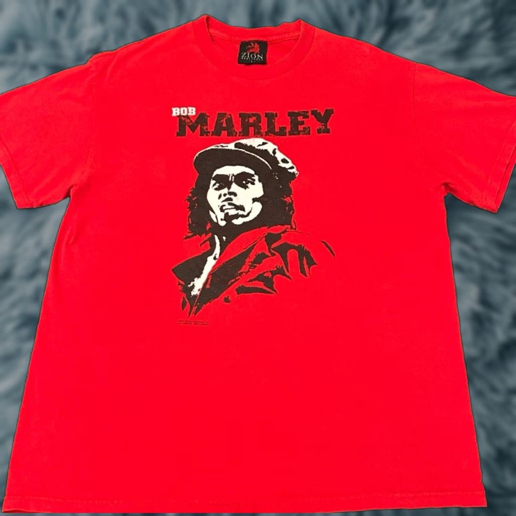 Vintage VINTAGE Bob Marley Shirt 90s Mens L Red Zion Freedom Fighter 2001 VTG Shirt Mens Size Large Zion 90s Red Size US L / EU 52-54 / 3 - 1 Thumbnail