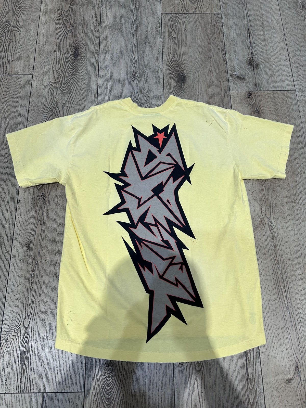 HELLSTAR Hellstar Crack Print Tee Yellow Size US XL / EU 56 / 4 - 2 Thumbnail