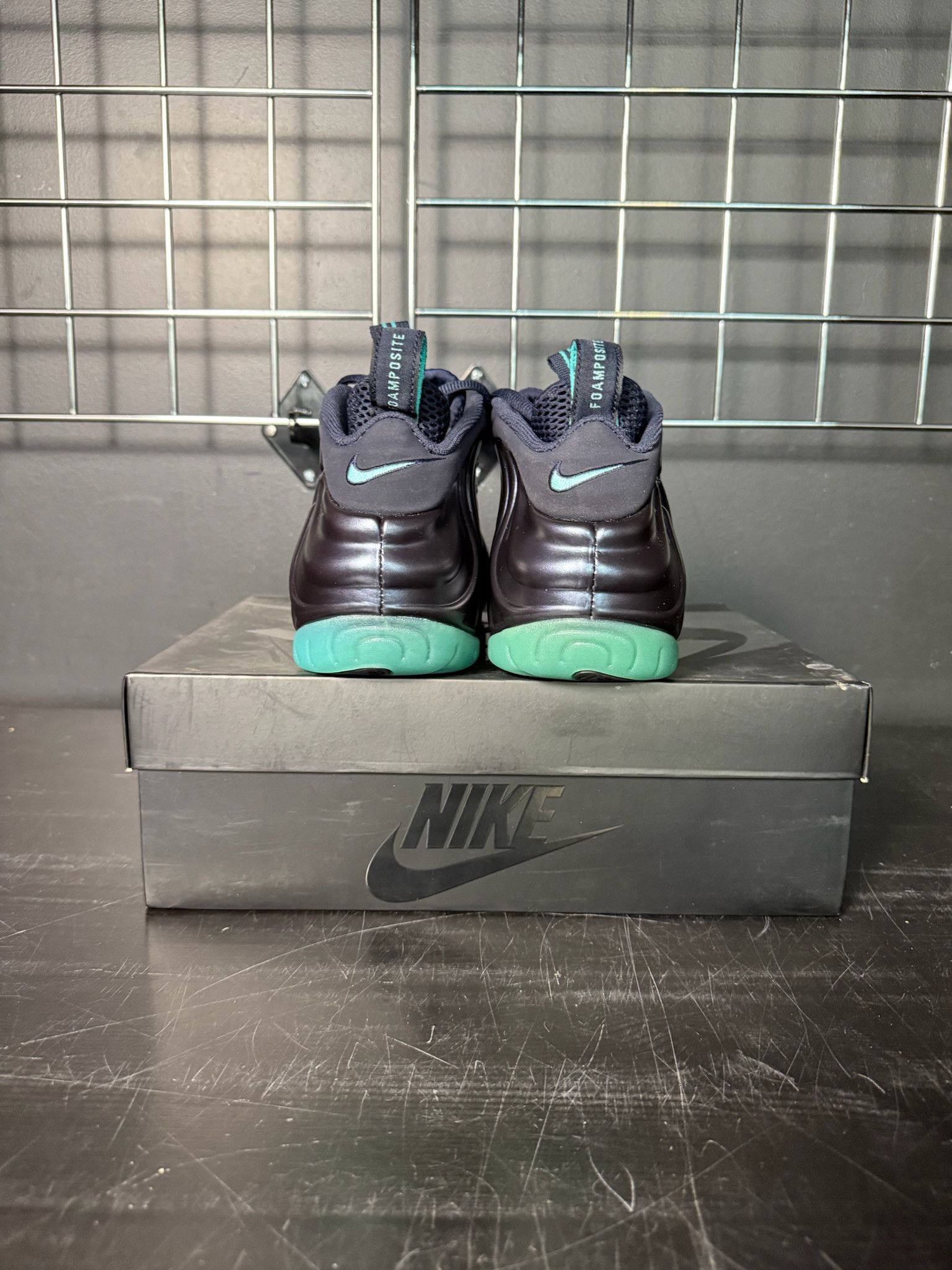 Nike Nike Air Foamposite Pro "Dark Obsidian" - Size 9.5 Size US 9.5 / EU 42-43 - 3 Thumbnail