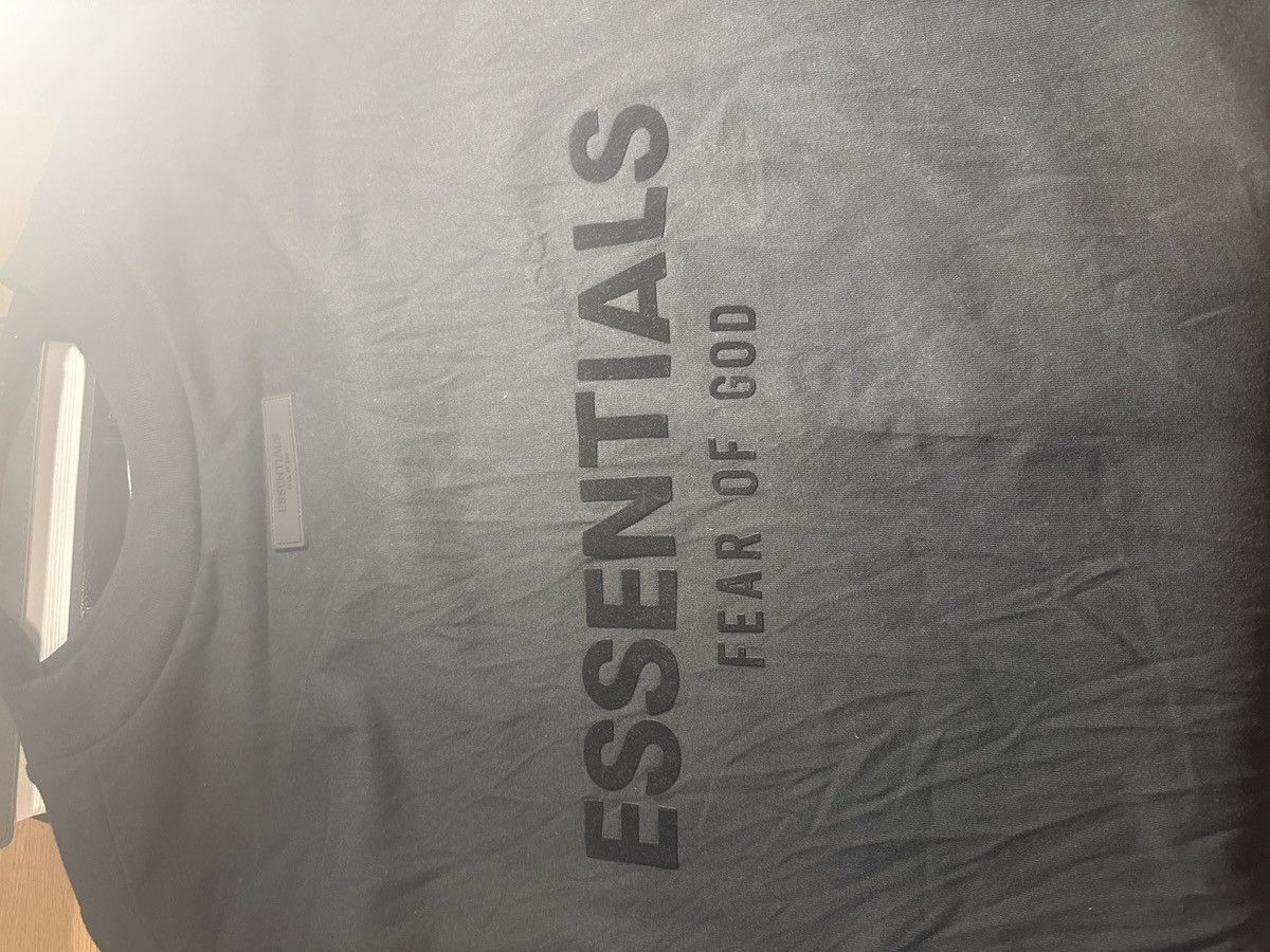 Essentials Black Essentials Shirt Size US S / EU 44-46 / 1 - 1 Thumbnail