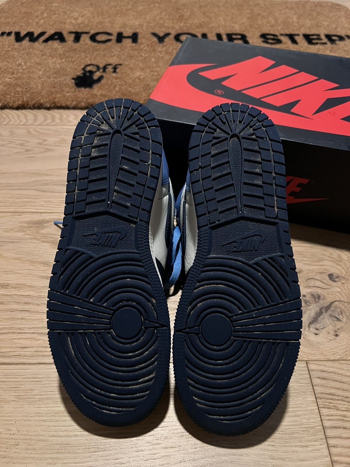 Jordan Brand Air Jordan 1 obsidian Size US 5.5 / EU 38 - 5 Thumbnail