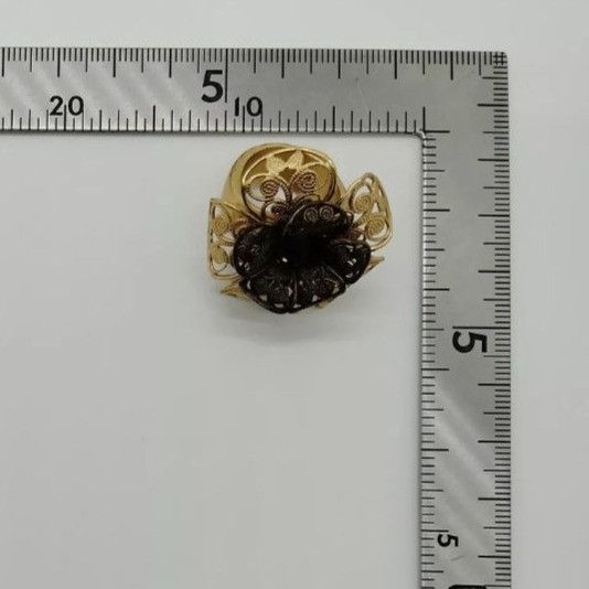 Chanel CHANEL Gold Ring CC Camellia Flower Black Crystals Size 6 US Size ONE SIZE - 9 Thumbnail