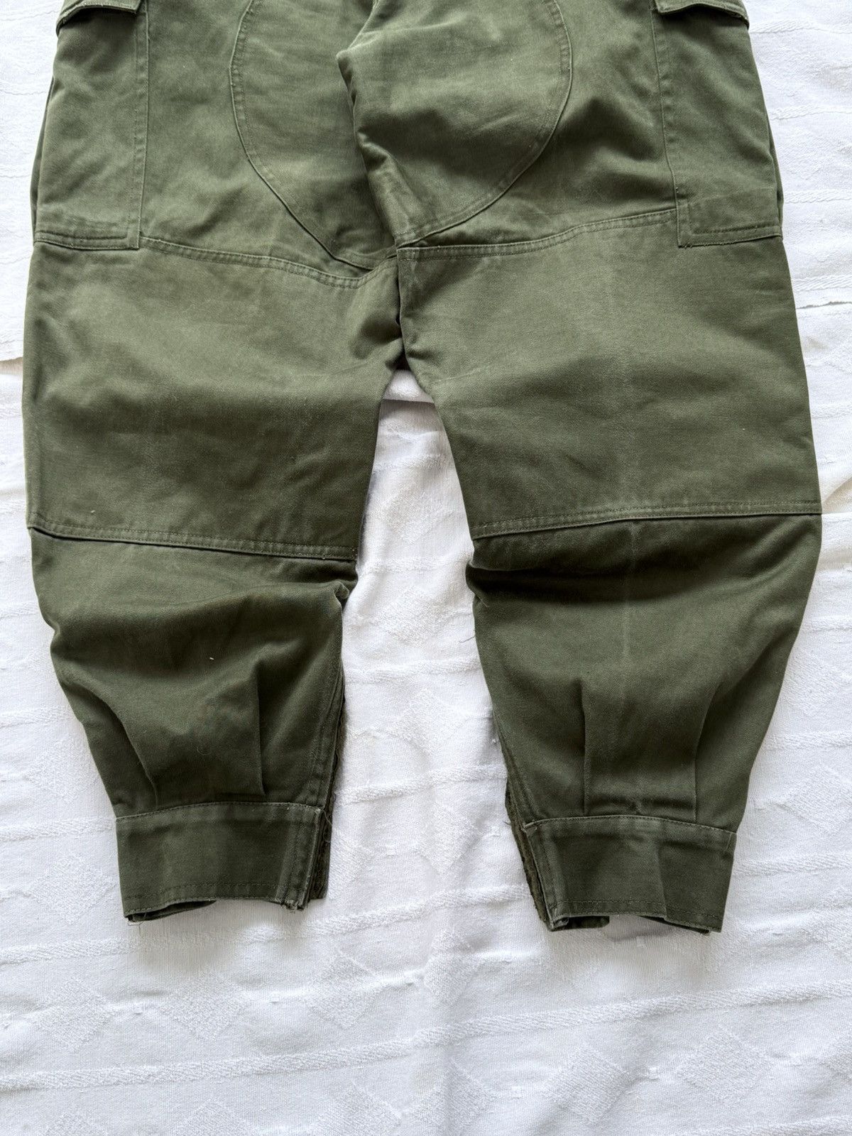 Vintage Vintage 1965 Dated Belgian Cargo Army Military Pants Size US 30 / EU 46 - 13 Thumbnail