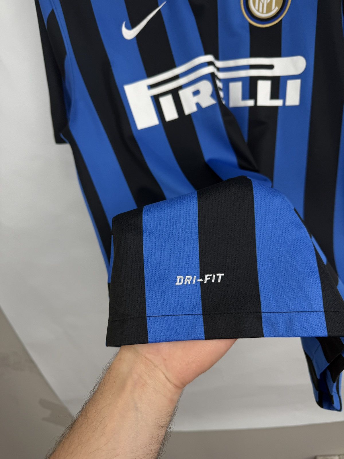 Nike 🇮🇹 2016 Nike Inter Milan Soccer Jersey Home Shirt Soccer Size US L / EU 52-54 / 3 - 5 Thumbnail