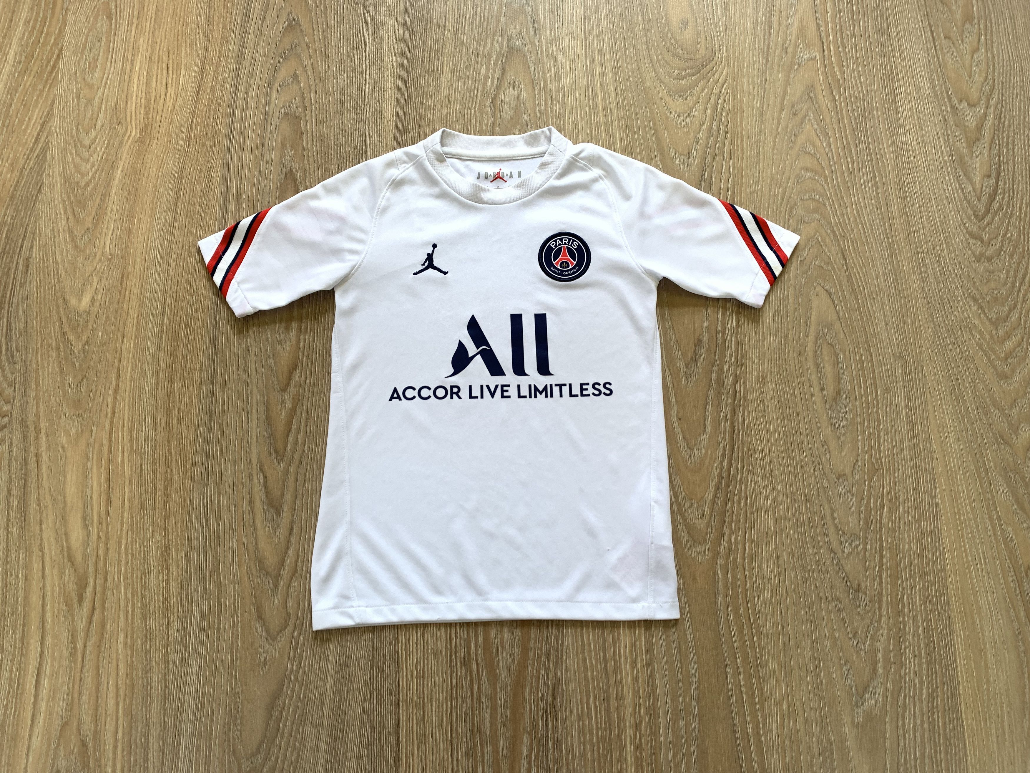 Jordan Brand Jordan Paris Saint-Germain Football Jersey Kids 2021 Size US XXS / EU 40 - 1 Thumbnail