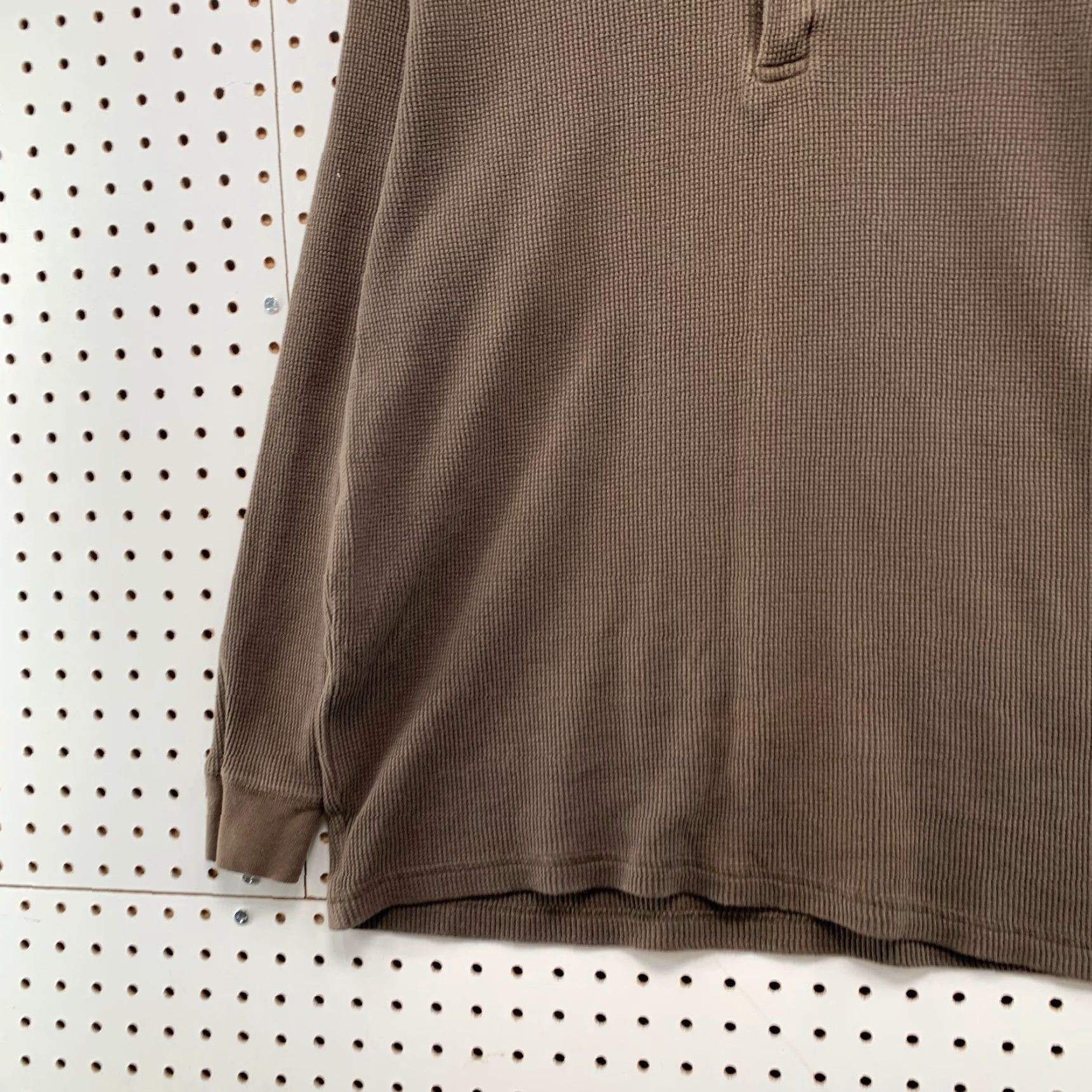 Old Navy VINTAGE Old Navy Henley Shirt Mens XL Brown Long Sleeve Waffle Knit 90s Concert, VTG Vintage T-Shirt? Size US XL / EU 56 / 4 - 3 Thumbnail