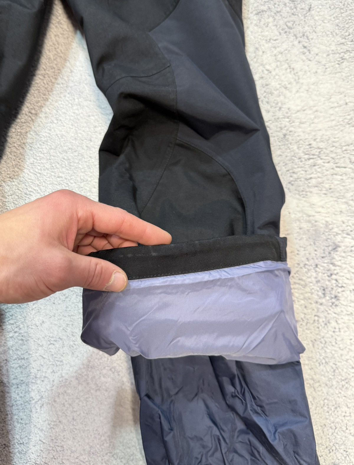 Patagonia Patagonia Womens Ski Snow Pants Bibs Waterproof Black Size 8 Size 30" / US 8 / IT 44 - 19 Thumbnail