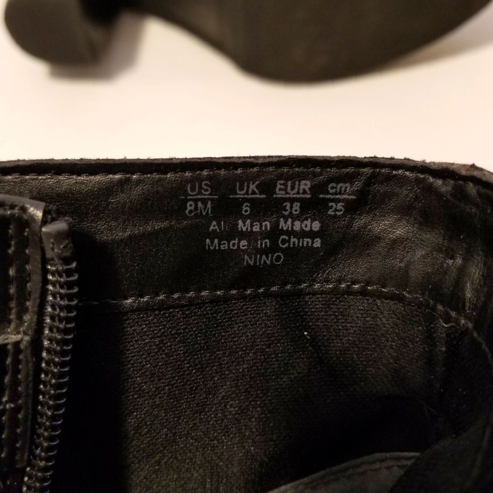 Franco Sarto FRANCO SARDO Black Ankle Boots Womens Block Heelside Zip Round Toe Size 8M Size US 8 / IT 38 - 6 Thumbnail