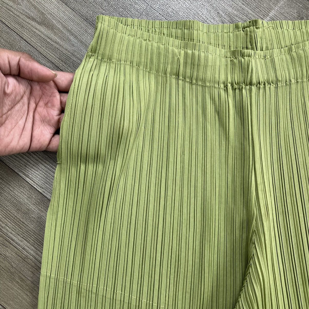 Pleats Please Issey Miyake Vintage Pleats Please Issey Miyake Green Monthly June Pants Size US 28 / EU 44 - 7 Thumbnail