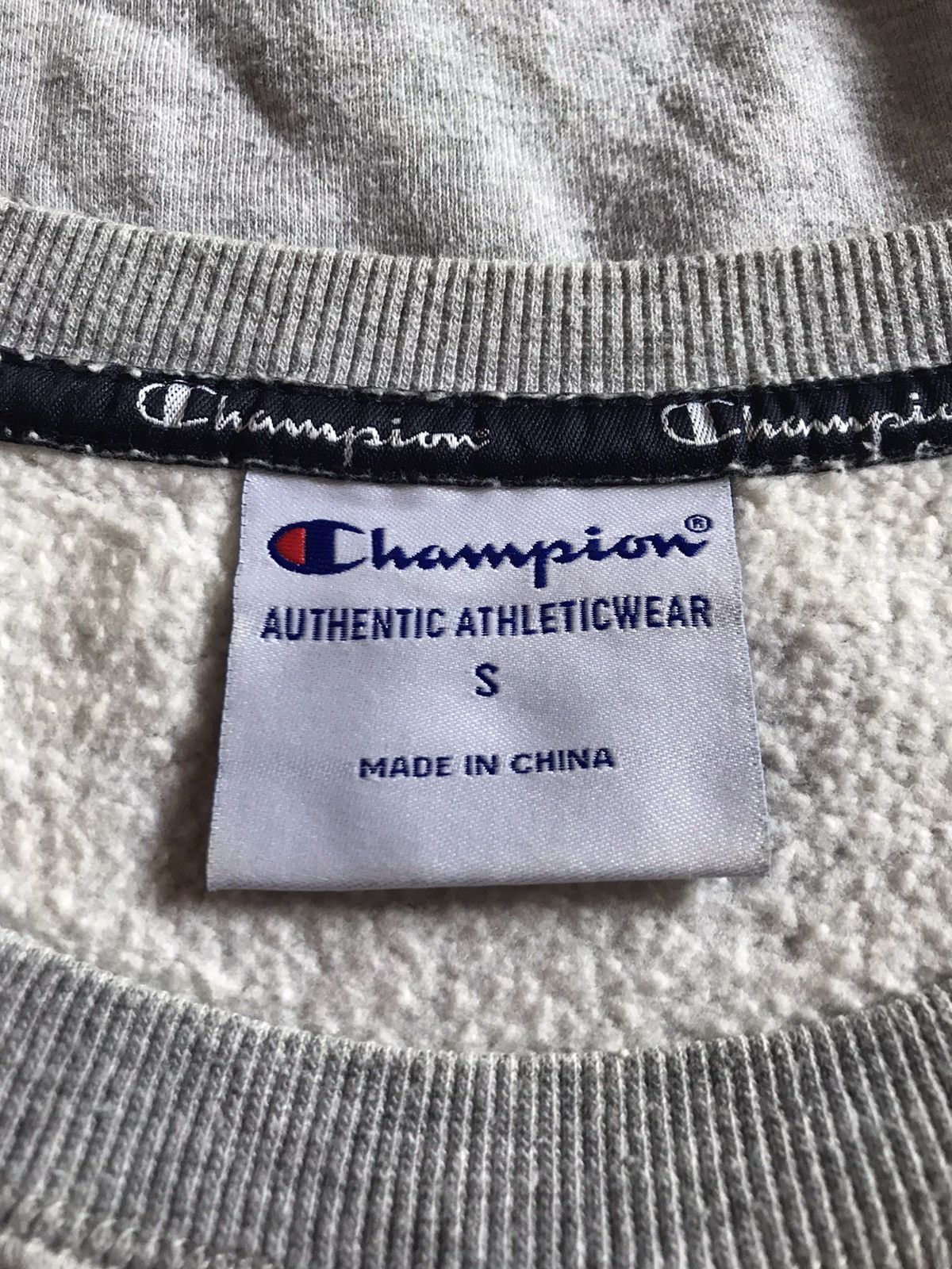 Champion Champion sweatshirt size S Size US S / EU 44-46 / 1 - 3 Thumbnail