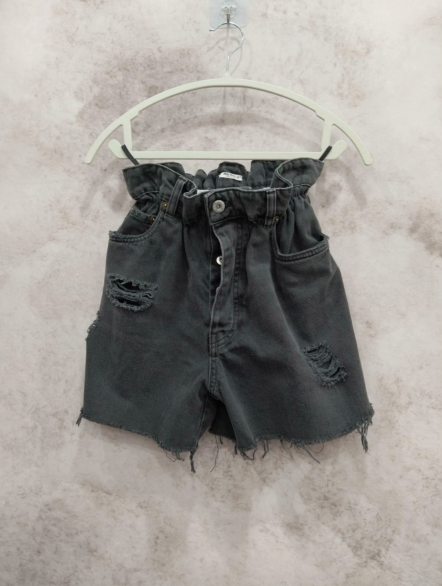 Miu Miu Miu Miu Denim Jeans 25 Women Size 25" / US 0 / IT 36 - 1 Thumbnail