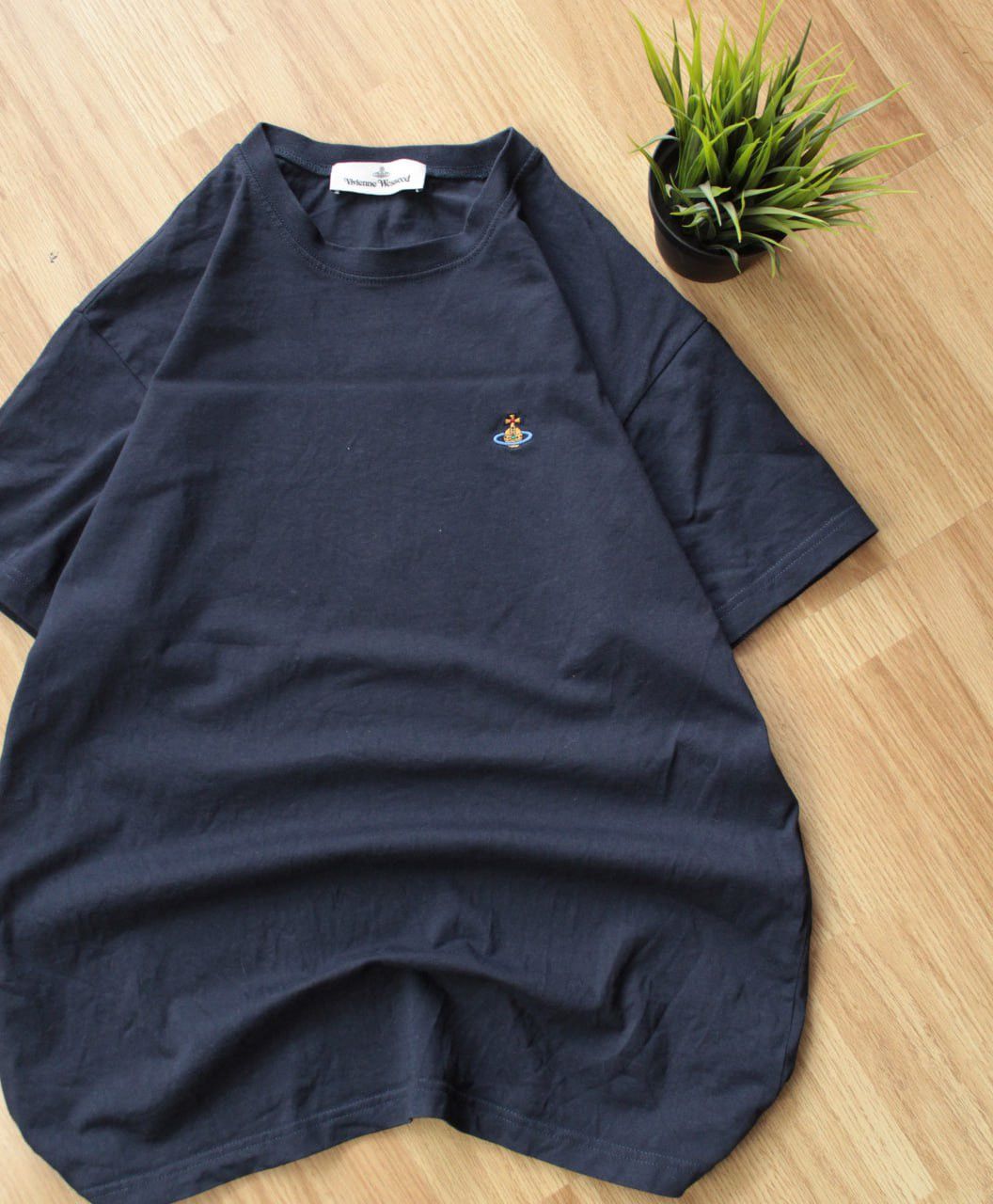Vintage × Vivienne Westwood 🔥 Vintage Vivienne Westwood Orb Logo T shirt Navy Classic Size US M / EU 48-50 / 2 - 2 Thumbnail