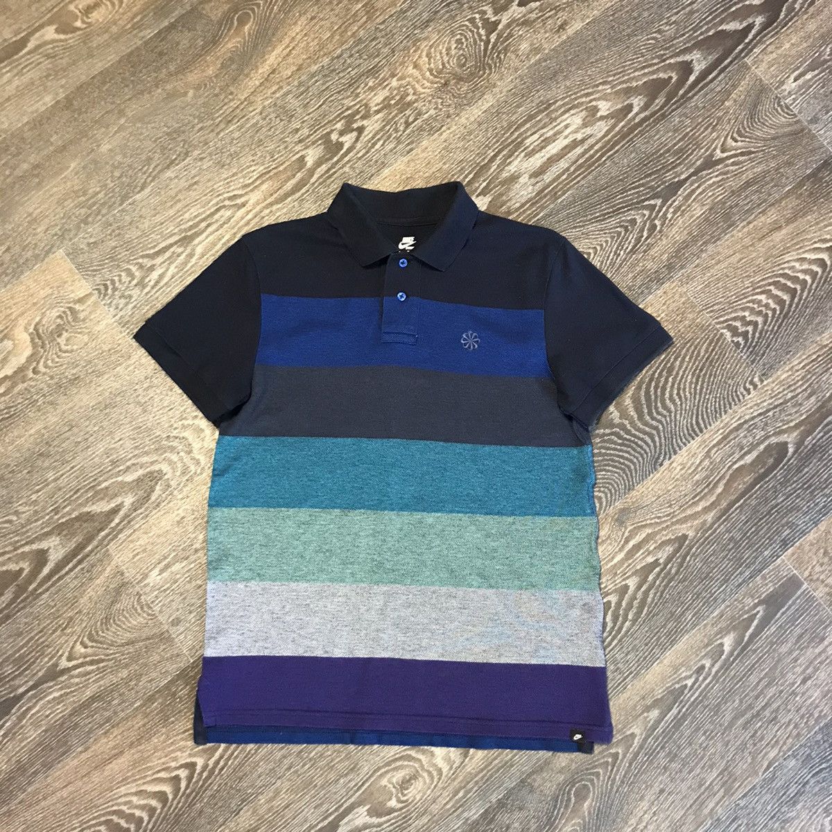 Nike × Vintage Nike vintage polo mens size S/M tee Size US M / EU 48-50 / 2 - 1 Thumbnail