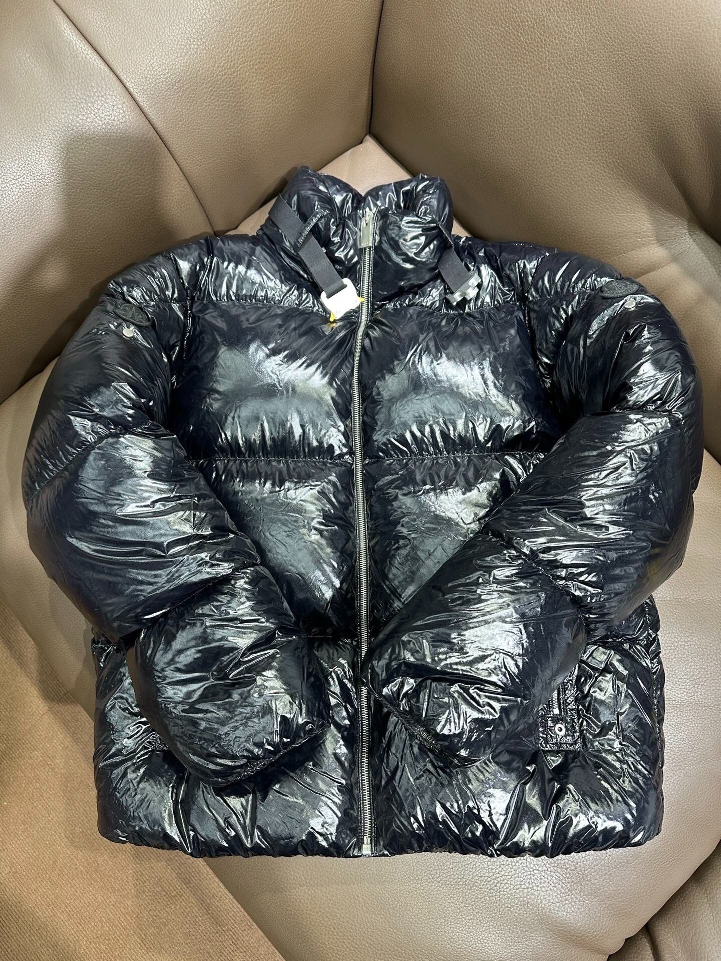 Moncler Moncler Collab Heavy Coat 44.5 Men Size US L / EU 52-54 / 3 - 1 Thumbnail