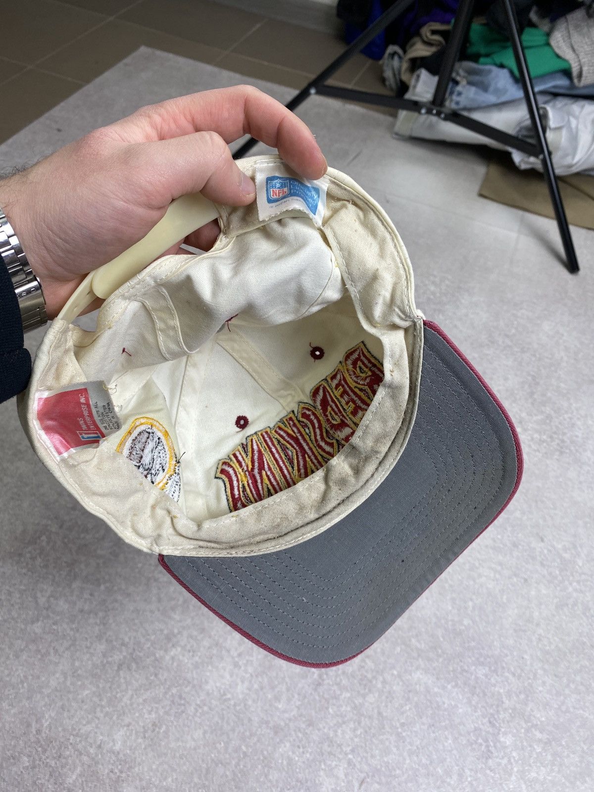 Other Red Skins Twins NFL Hat 90’s Size ONE SIZE - 8 Thumbnail