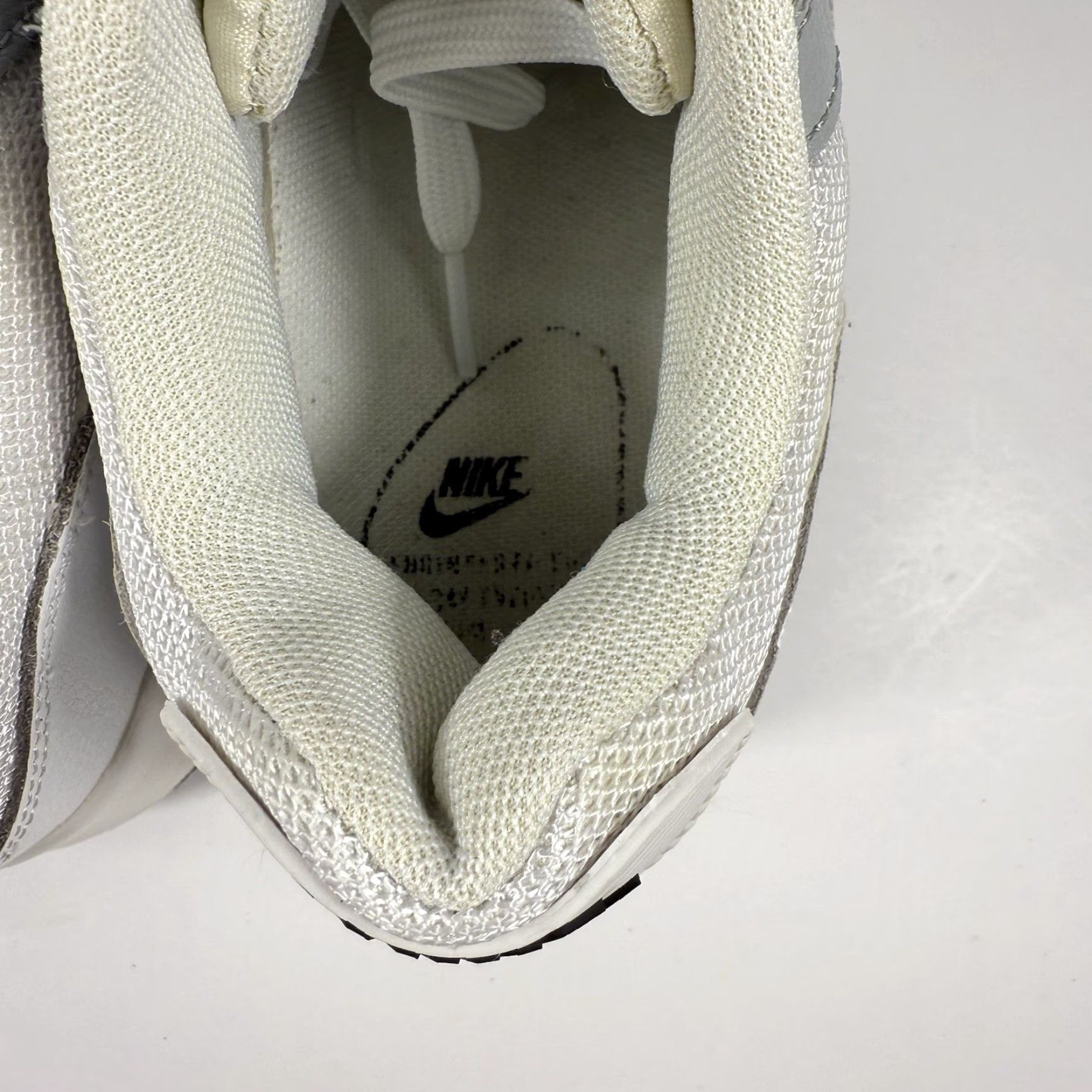 Nike Nike Air Max 90 Women's Size 8 Sneakers White Grey 325213-126 Size US 8 / IT 38 - 6 Thumbnail