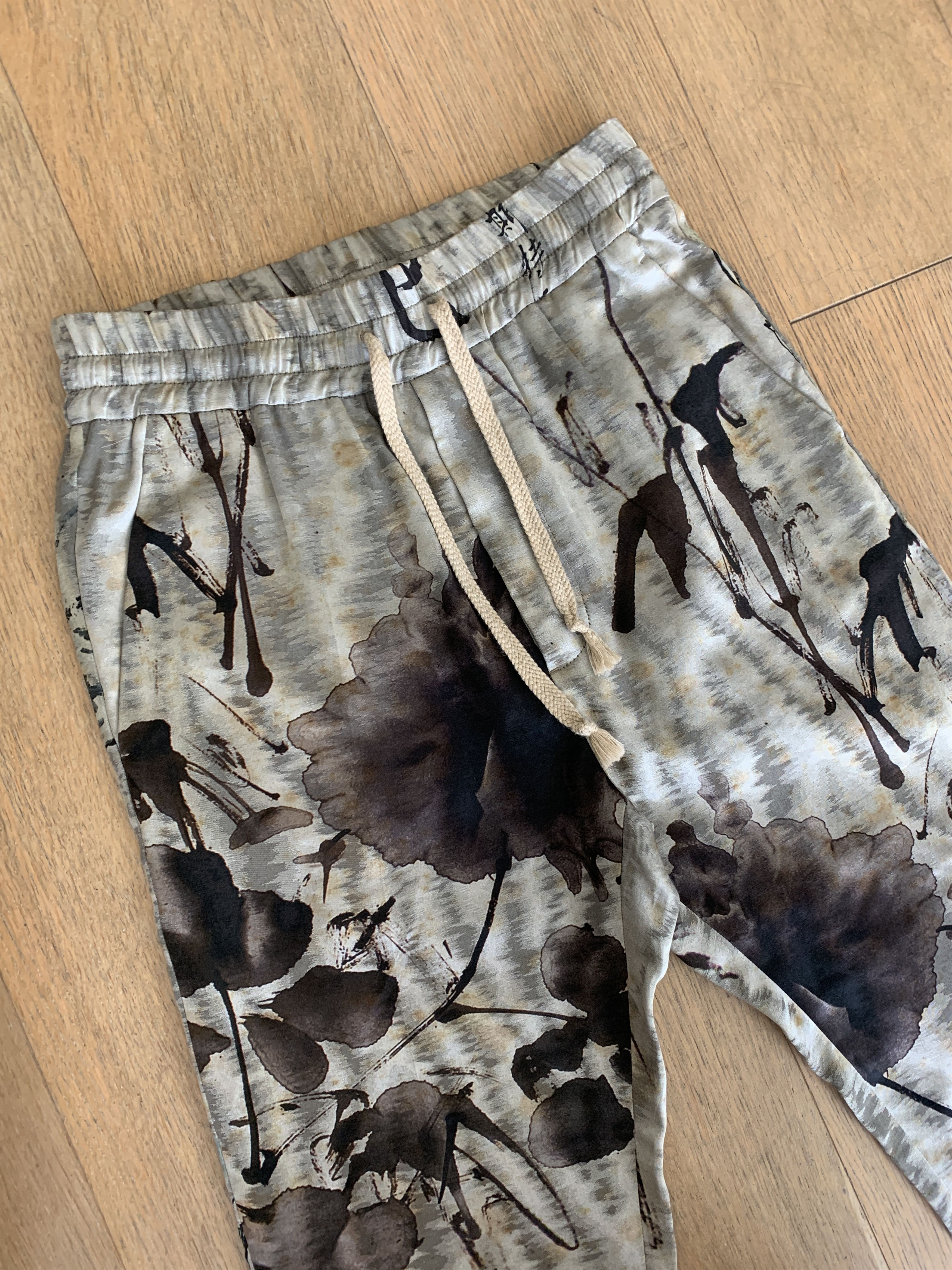 Vivienne Westwood Brand New 2019 Brand New Silk Chinese Pants - Insane Print Size 30" / US 8 / IT 44 - 9 Thumbnail