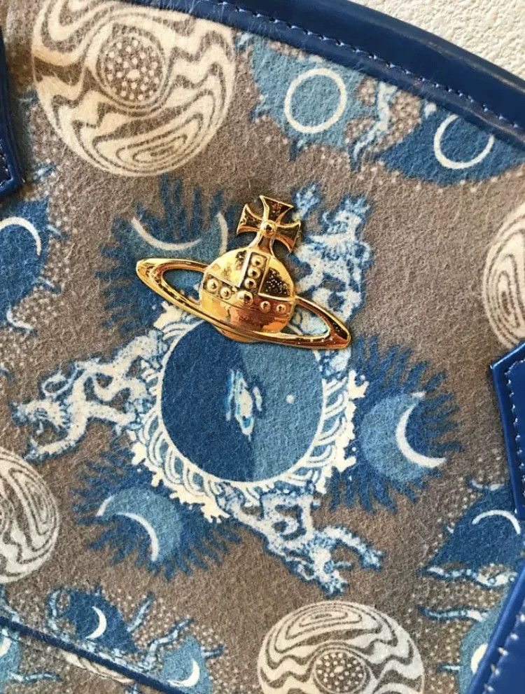 Vivienne Westwood Vivienne Westwood size os Galay planet bag Size ONE SIZE - 2 Thumbnail