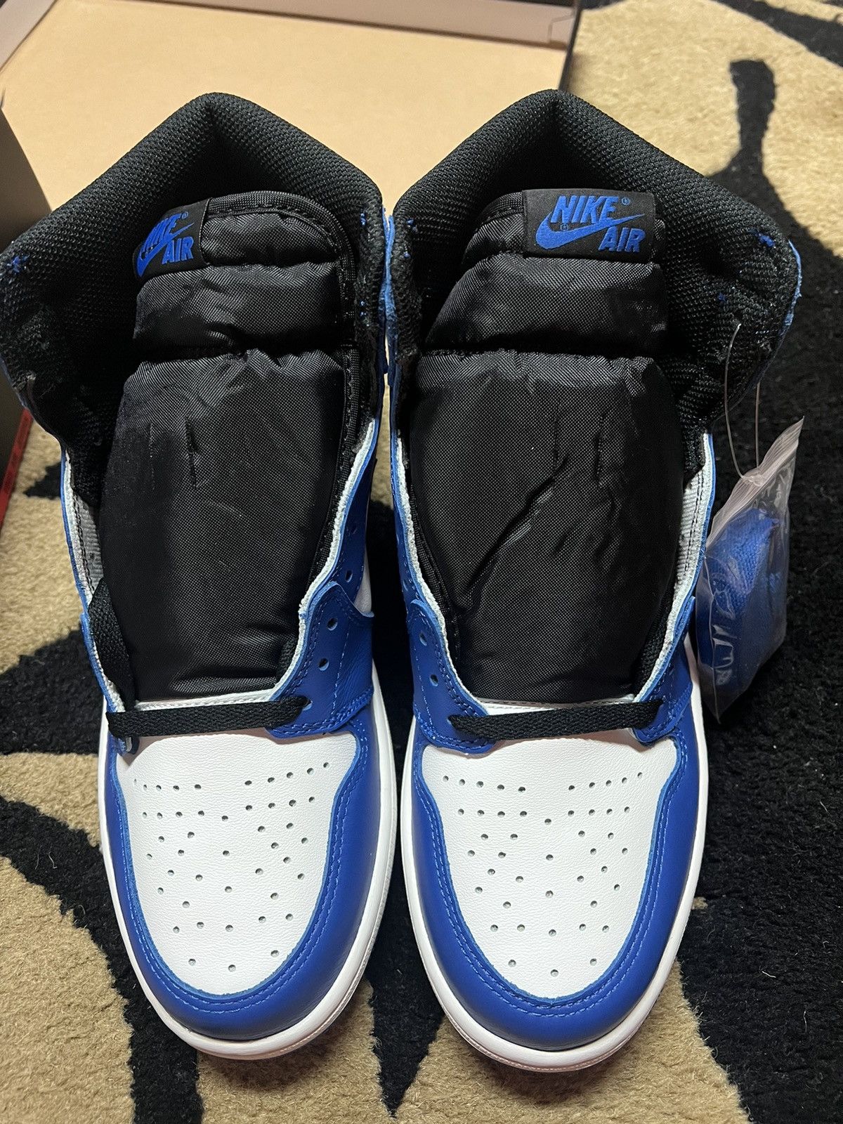 Nike air Jordan retro high game royal fragment black toe