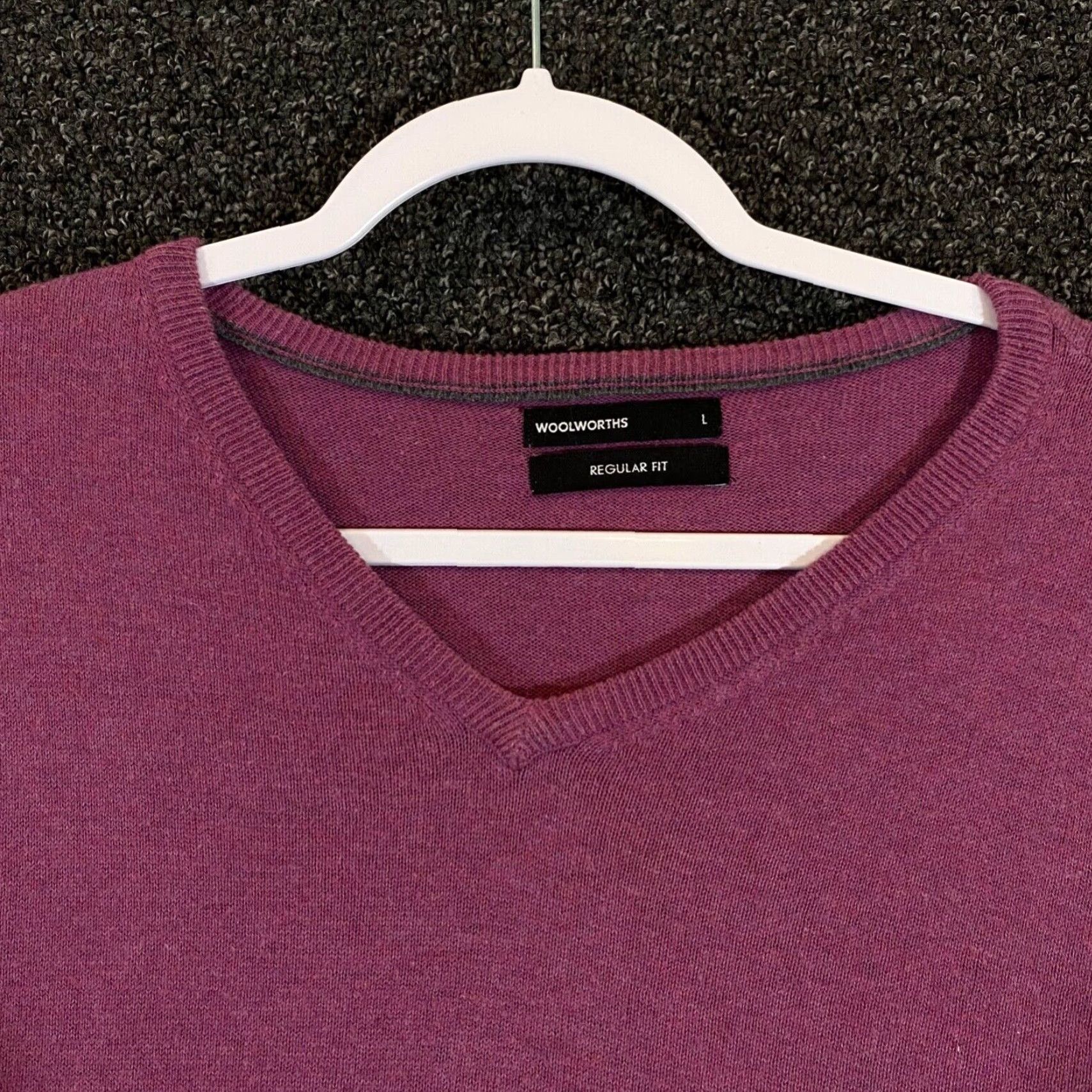 Vintage VINTAGE? No — Actually: WOOLWORTHS Sweater Mens Large Cashmere Blend Fuchsia Long Sleeve V-Neck Size US L / EU 52-54 / 3 - 2 Thumbnail