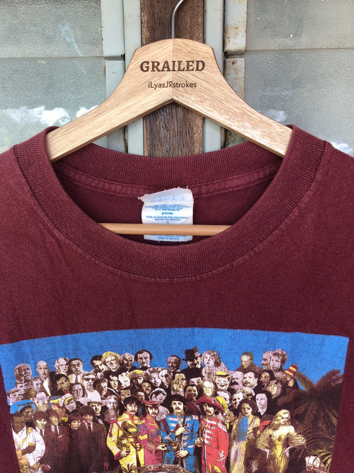 Band Tees Vintage The Beatles Sgt. Peppers Lonely Hearts Club Tee Size US L / EU 52-54 / 3 - 2 Thumbnail