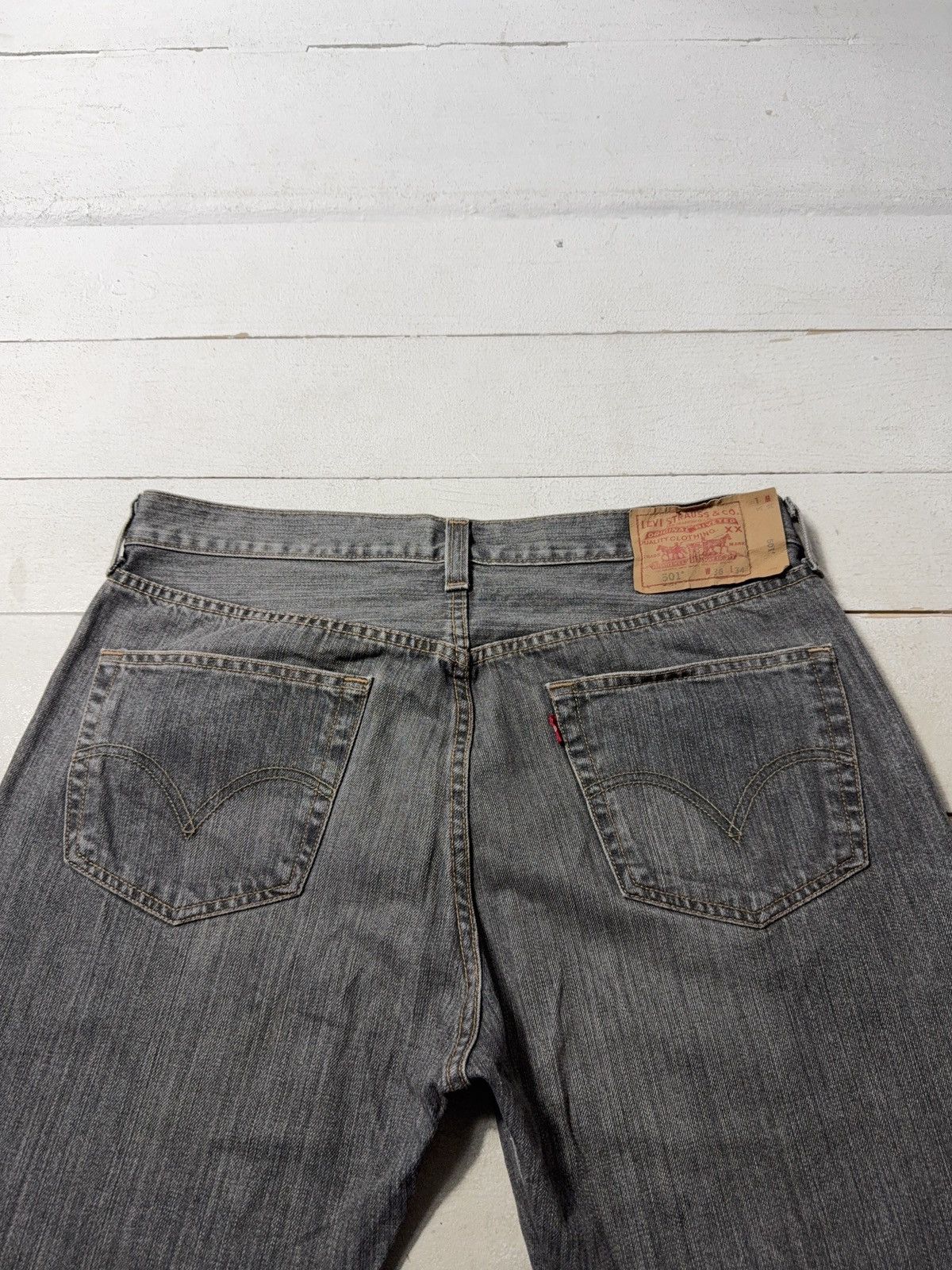 Levi's 00s Levi’s 501 Original Grey Jeans Button Fly Made in Mexico Size US 36 / EU 52 - 16 Thumbnail