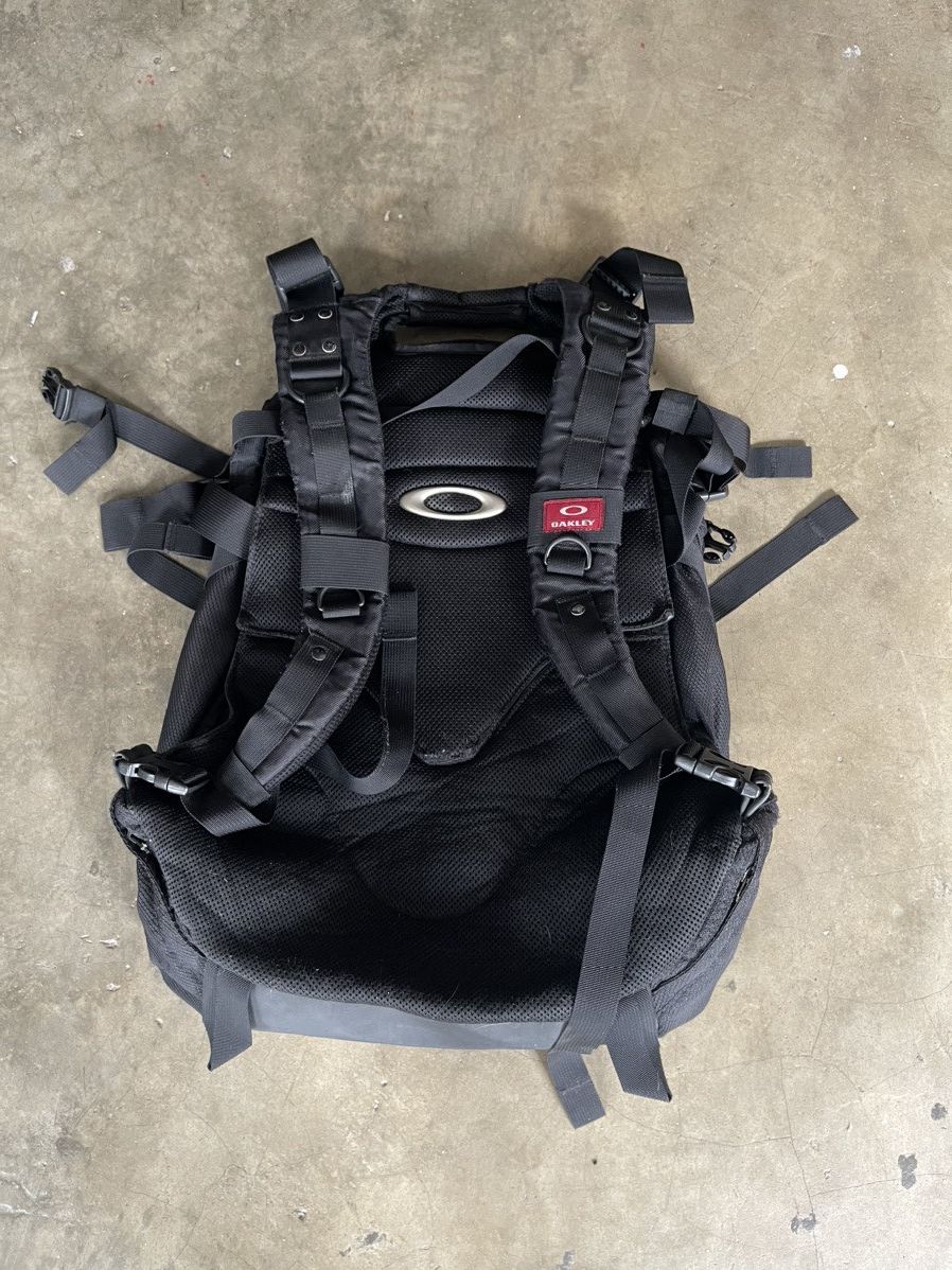 Oakley Vintage 00s Deep Black Tactical Icon Special Material Oakley Size ONE SIZE - 4 Thumbnail
