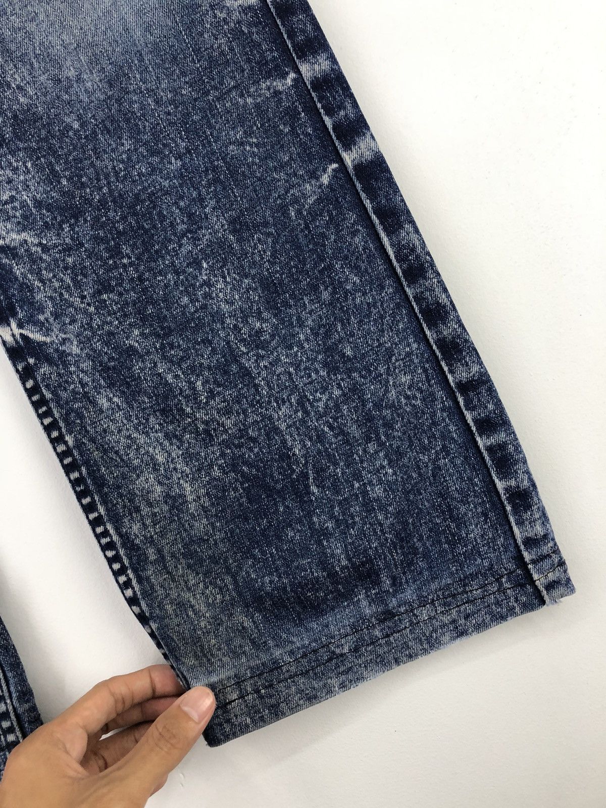 Japanese Brand Japanese Brand Chil Deric ll Distressed Faded Blue Jeans Size US 32 / EU 48 - 15 Thumbnail