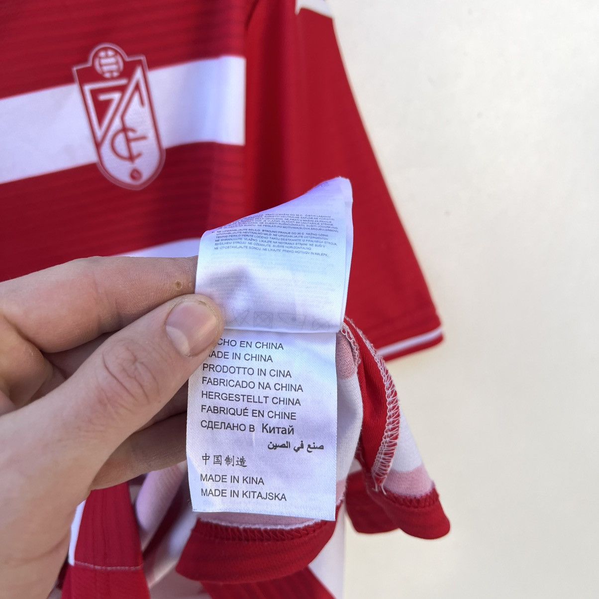 Joma Granada Home soccer jersey football shirt 2017 2018 Size US L / EU 52-54 / 3 - 7 Thumbnail