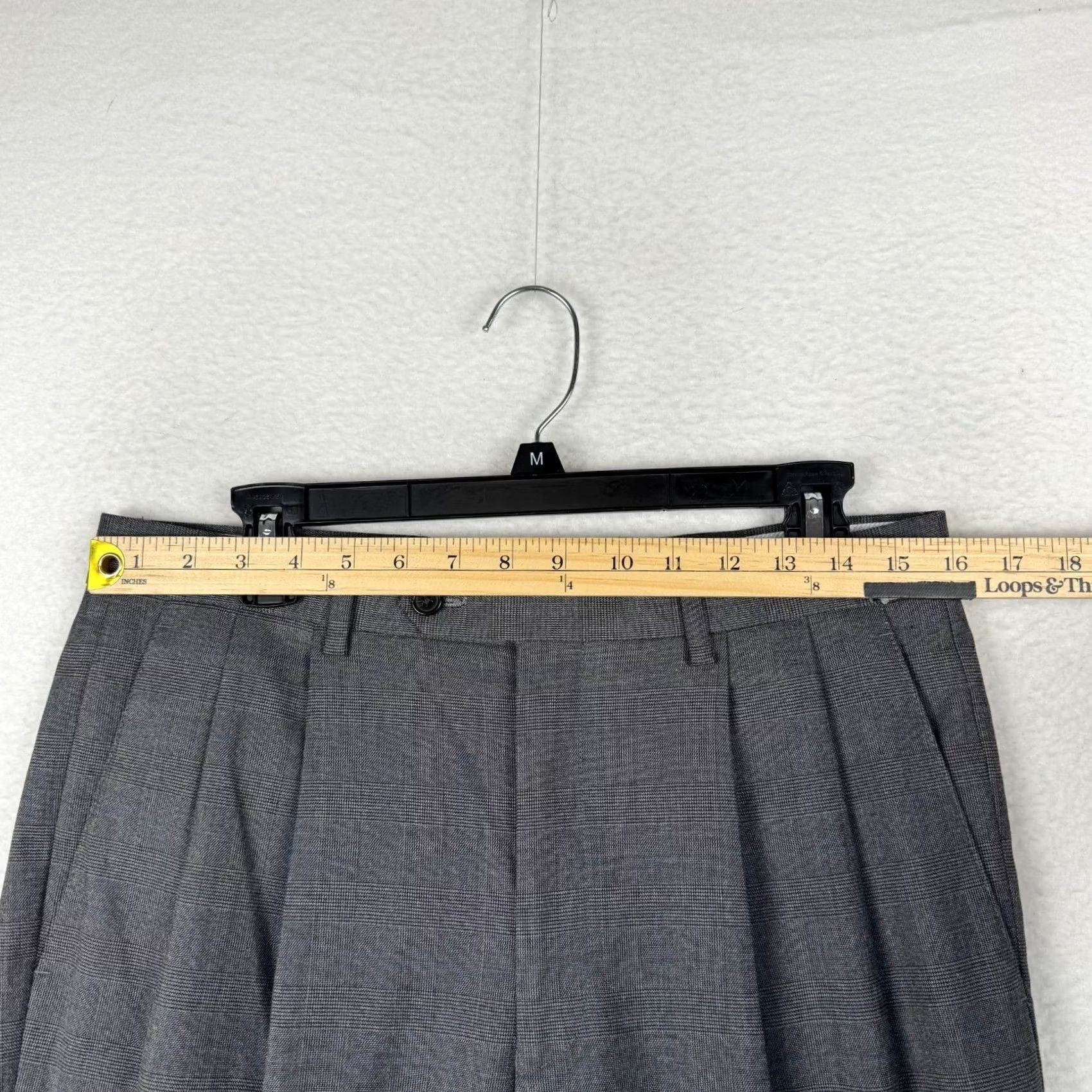 Ralph Lauren Ralph Lauren Mens Dress Pants Slacks Plaid Gray 34x32 Classic Pleated Straight Pocket Slacks Mens Dress Pants Size US 34 / EU 50 - 6 Thumbnail