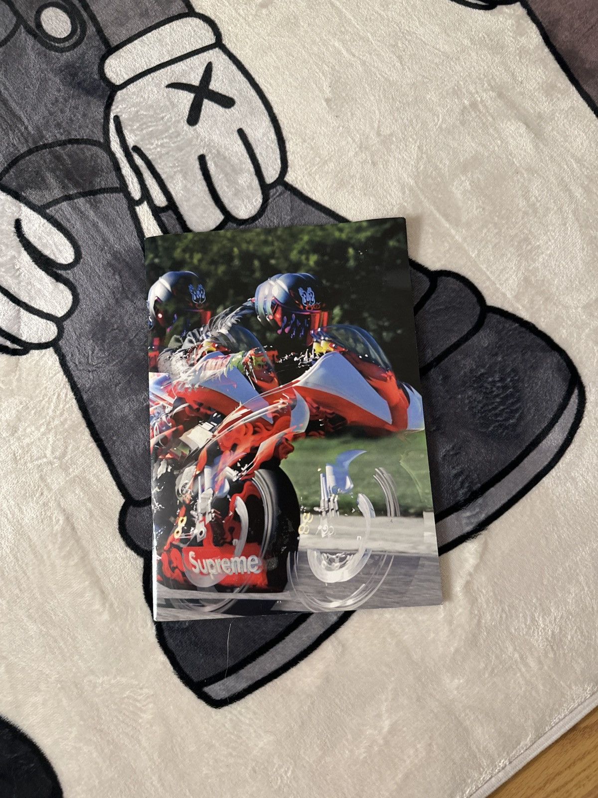 Supreme Supreme Cokney zine motorcycle book Size ONE SIZE - 3 Thumbnail