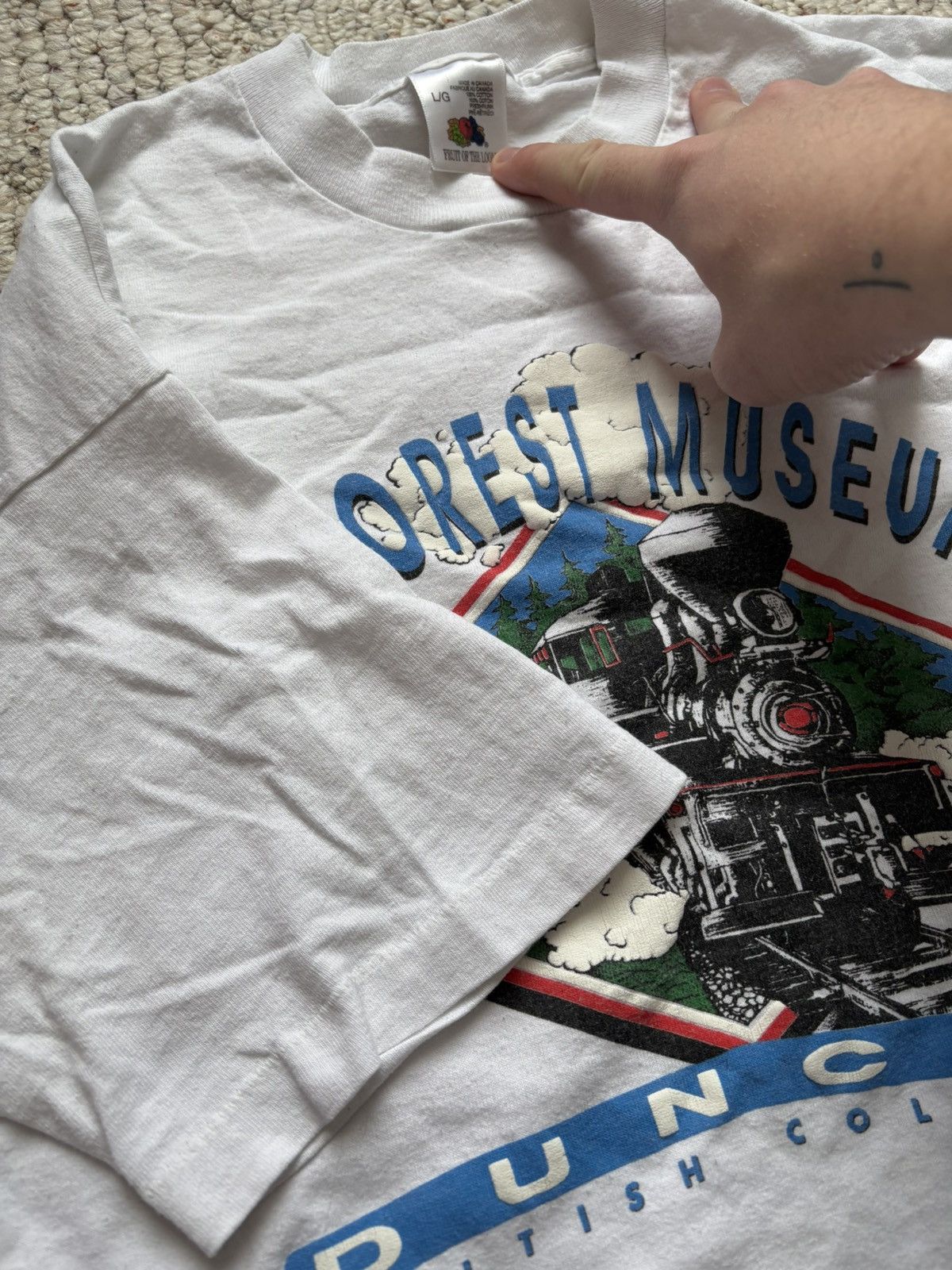 Vintage RARE puff print BC Canada tee Size US L / EU 52-54 / 3 - 3 Thumbnail