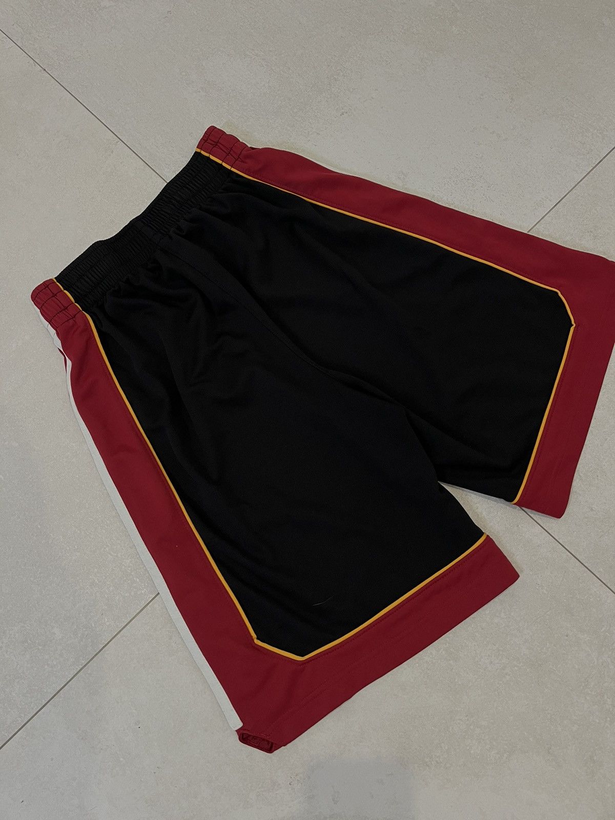 Adidas NBA MIAMI HEAT BASKETBALL SHORTS ADIDAS SIZE S ADULT BLACK Size US 32 / EU 48 - 8 Thumbnail