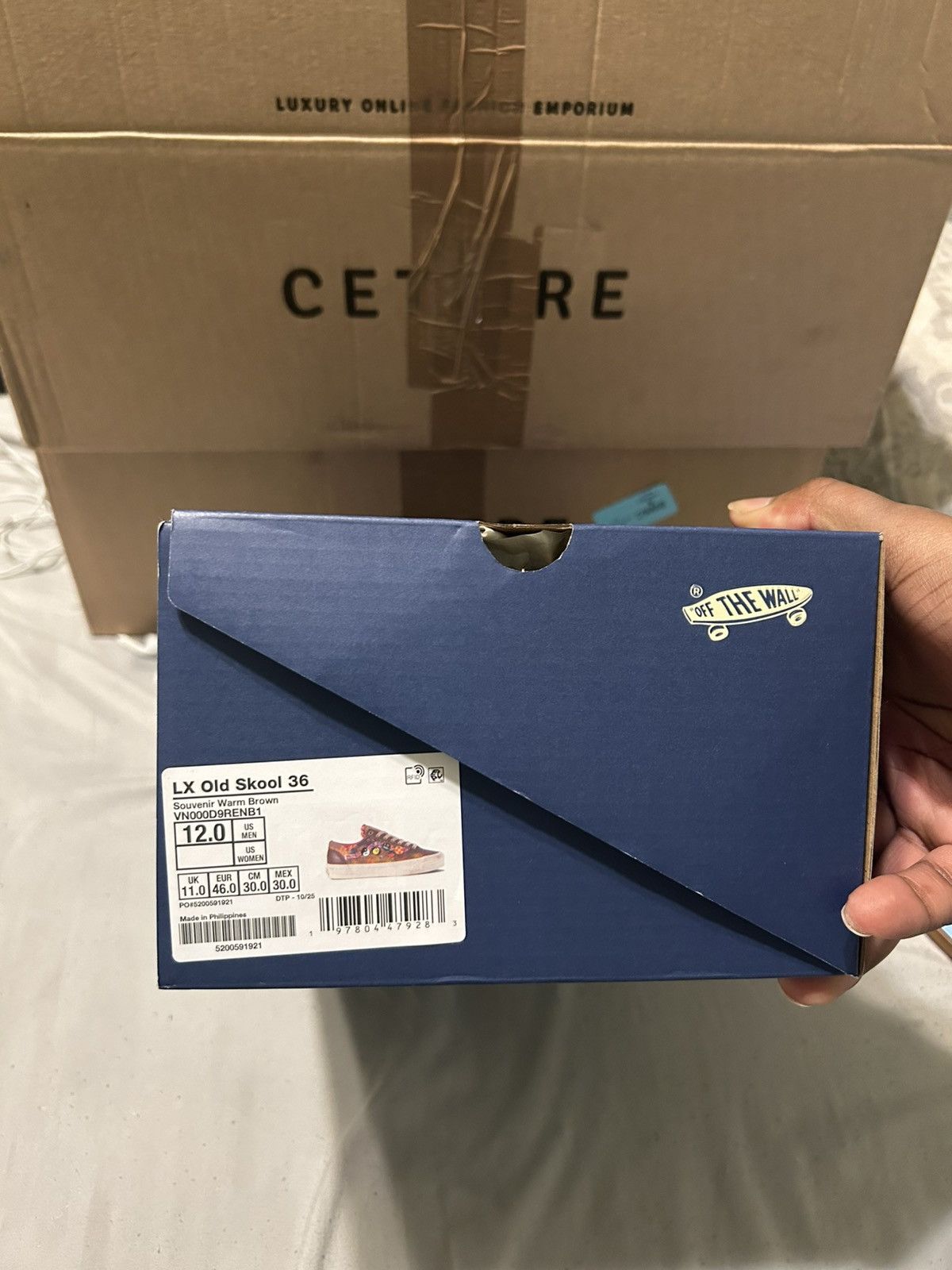 Other Vans souvenir Size US 12 / EU 45 - 1 Thumbnail