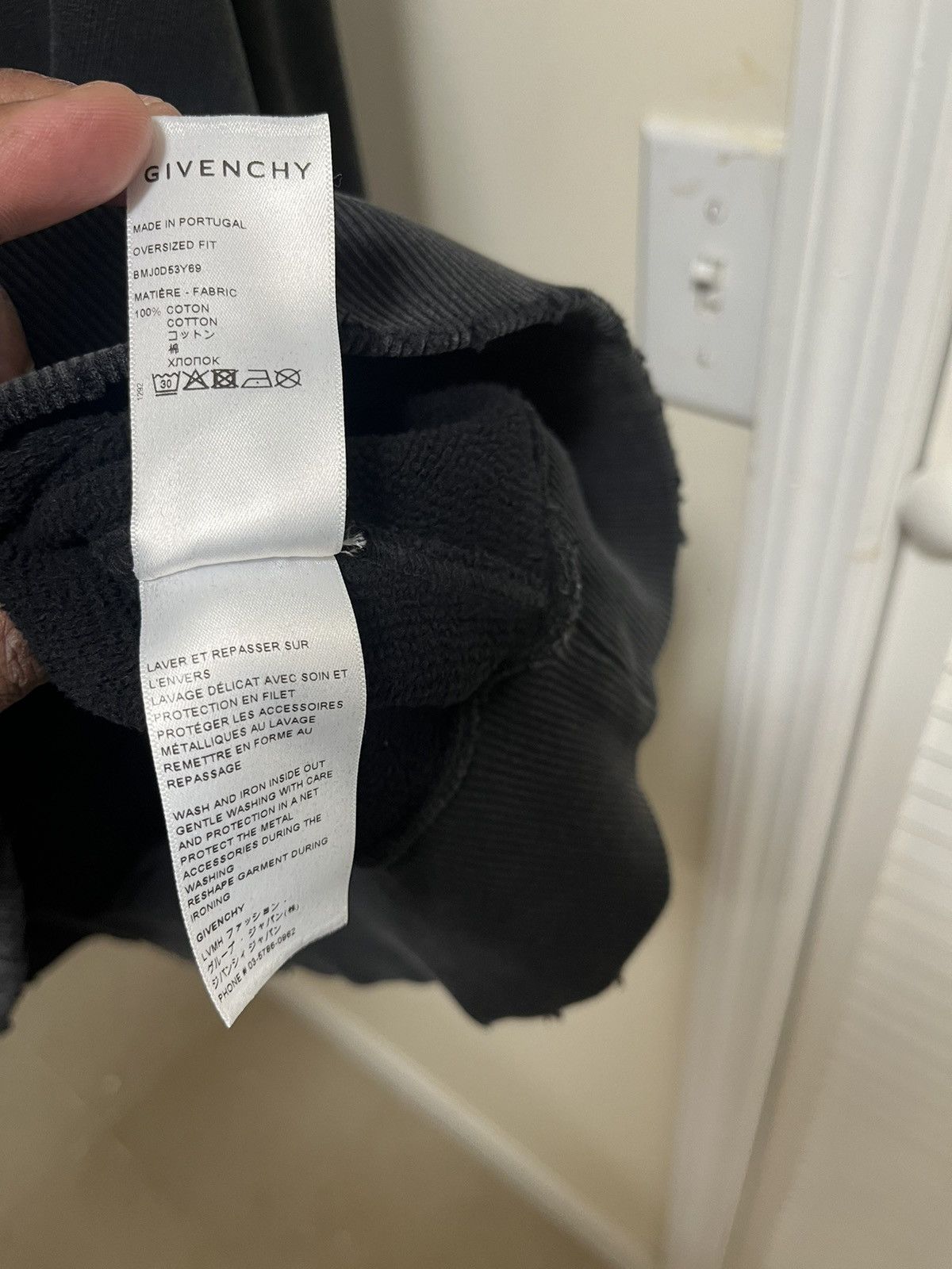 Givenchy Givenchy Hoodie Sz M Size US M / EU 48-50 / 2 - 7 Thumbnail