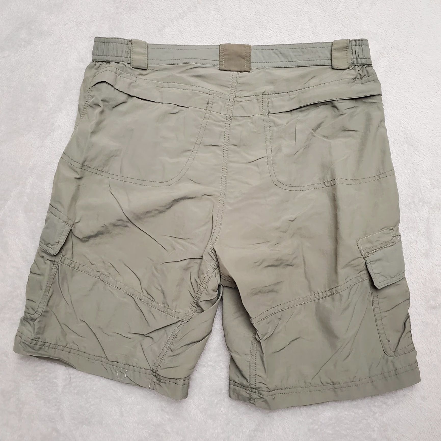 Vintage American Outback Shorts Mens S Green Cargo 100% Nylon Performance Blend Chino Pockets Zip Front Flat Front Casual Outdoor Mens Size US 29 - 4 Thumbnail