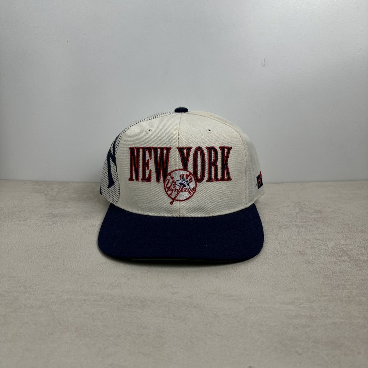 Vintage Rare New York Yankes Laser Sports Specialties 90s Hat Size ONE SIZE - 1 Thumbnail