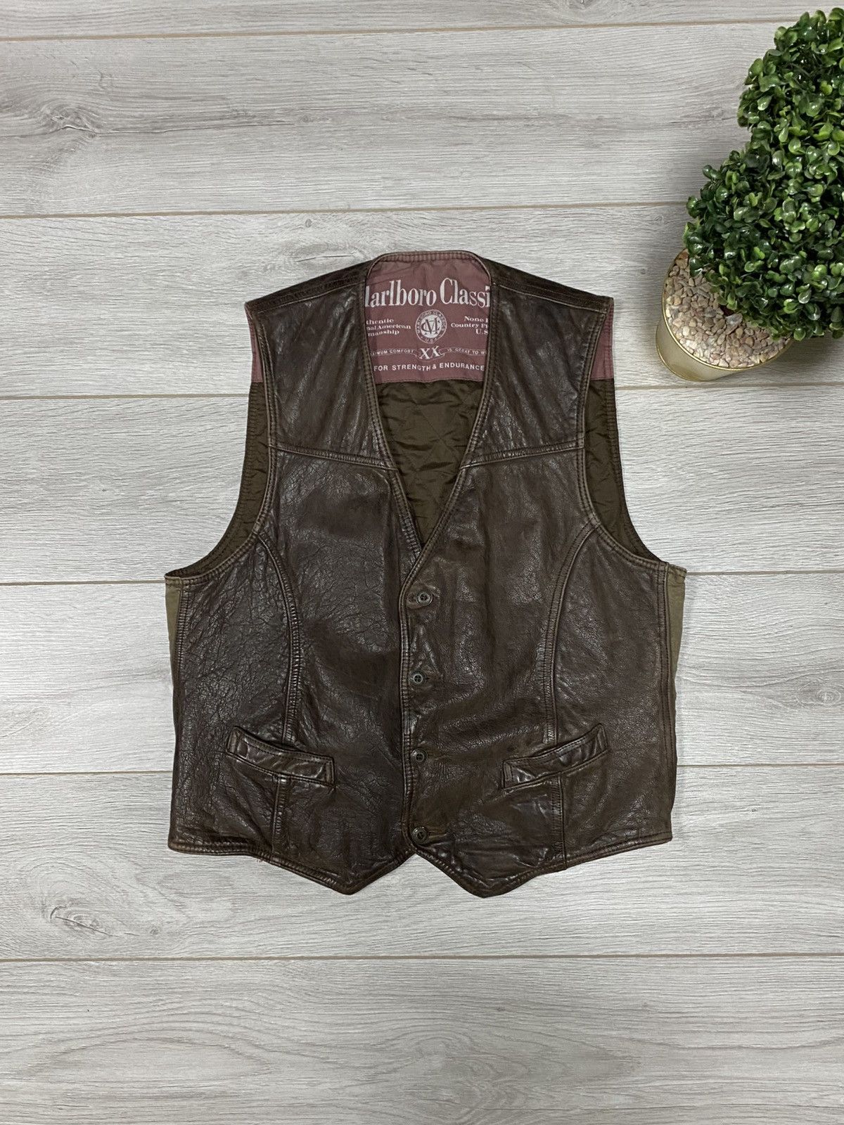 Marlboro Classics Marlboro Classic leather vest buttons Size US L / EU 52-54 / 3 - 1 Thumbnail