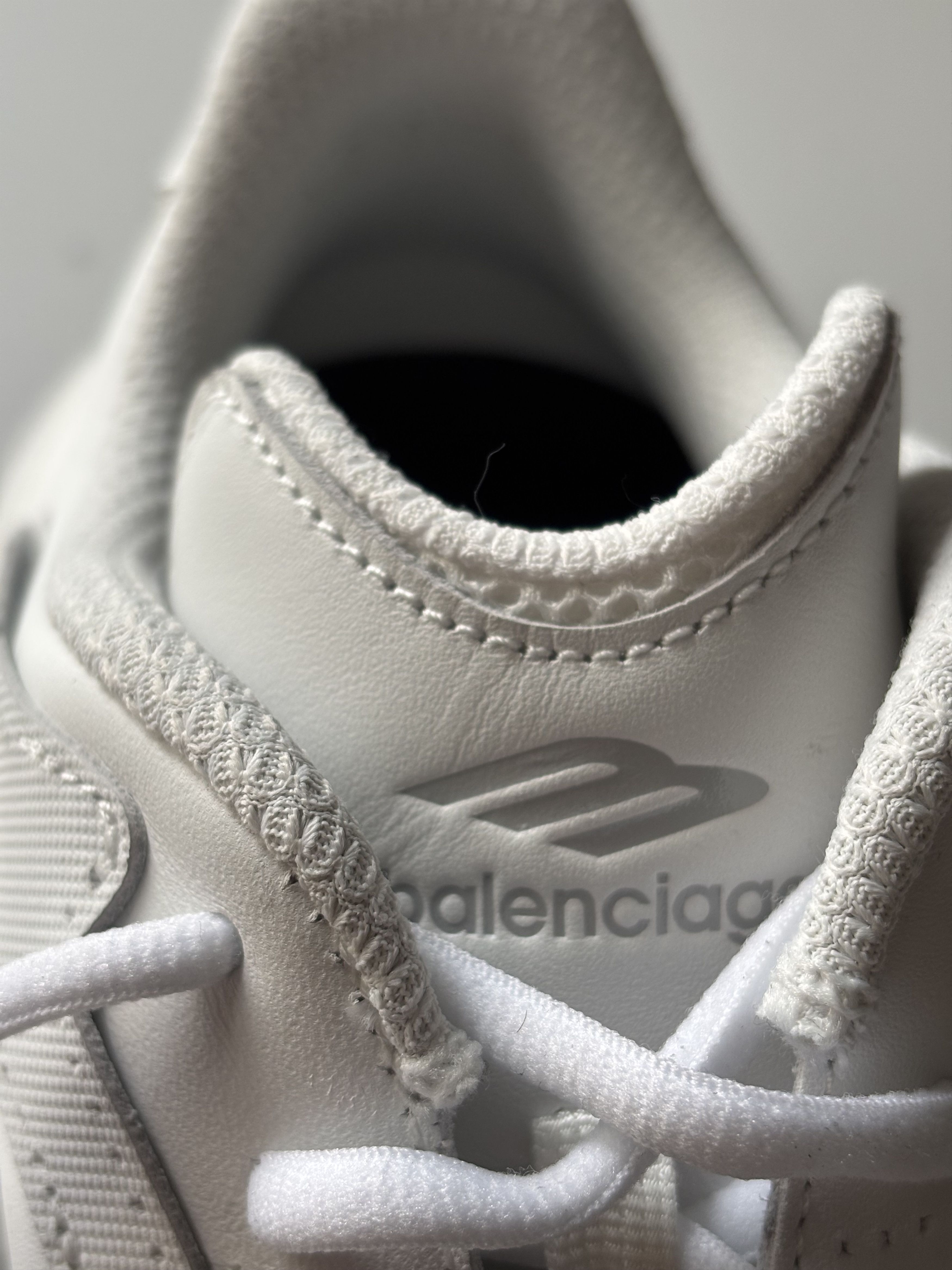 Balenciaga balenciaga monday sneakers Size US 9 / EU 42 - 8 Thumbnail