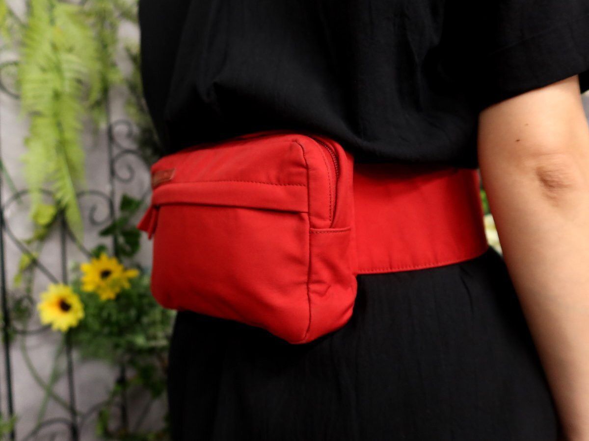 Prada Prada – Red Nylon Belt Bag / Waist Bag Size ONE SIZE - 3 Thumbnail